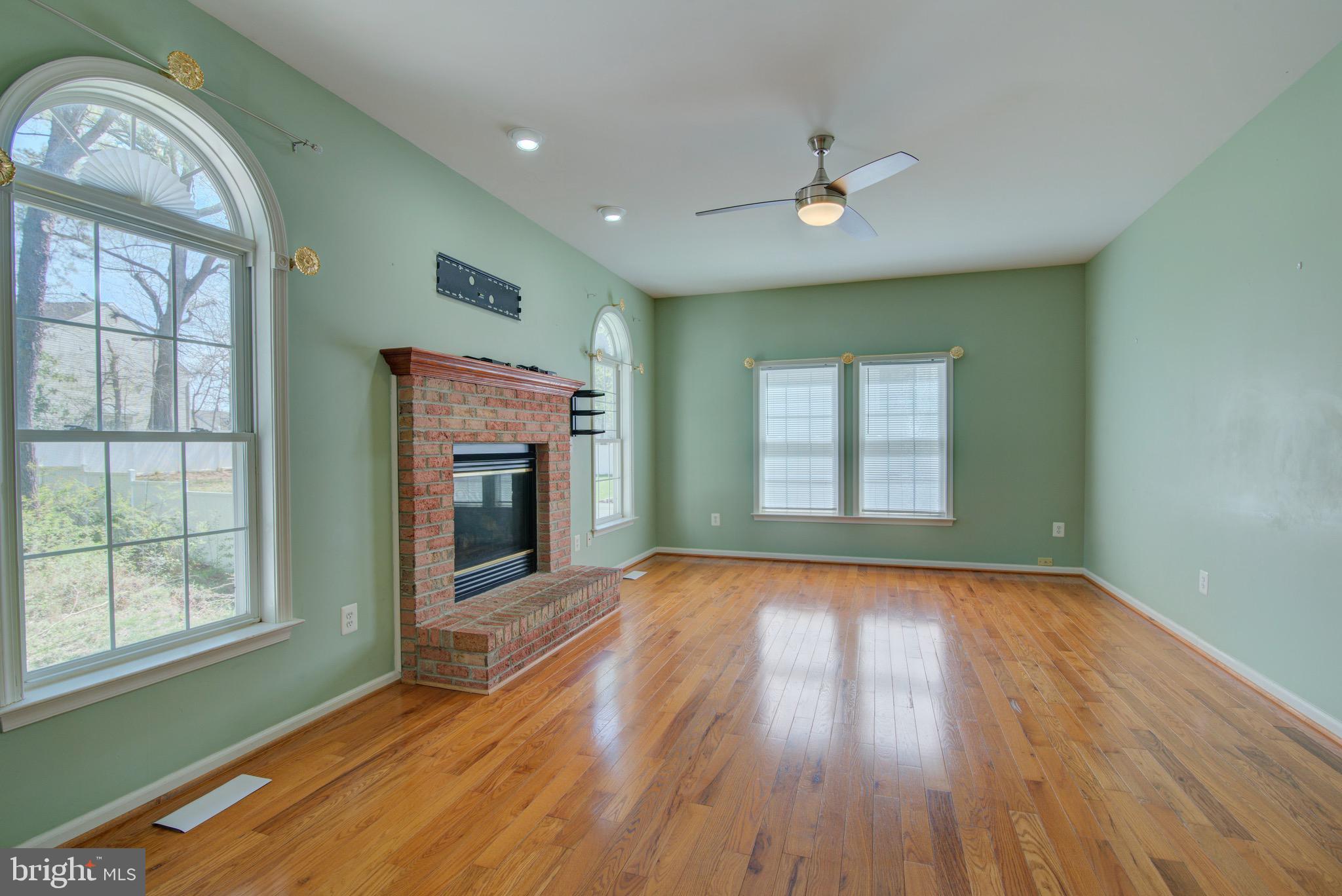 ELM FARM ESTATES - Residential