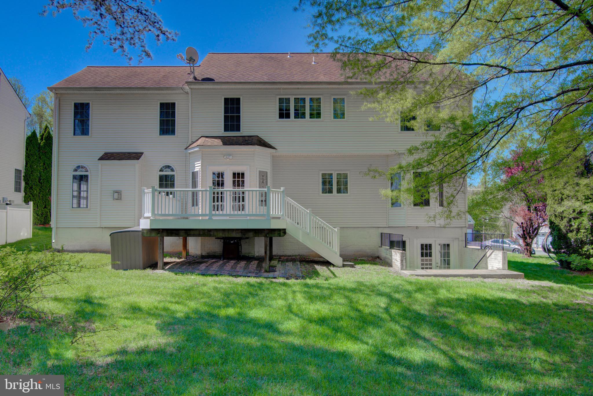 ELM FARM ESTATES - Residential