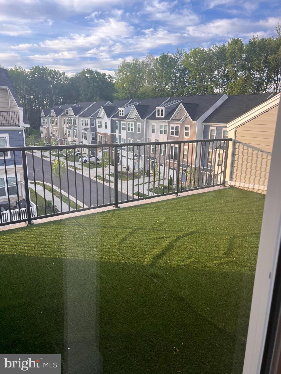 WATER'S LANDING - Residential Lease