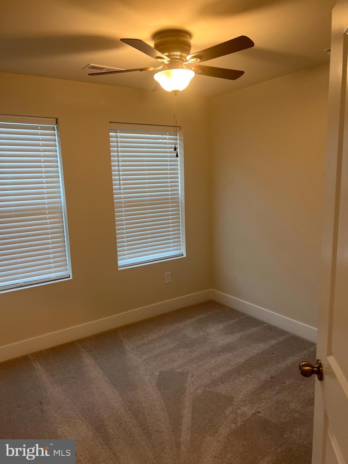 WATER'S LANDING - Residential Lease