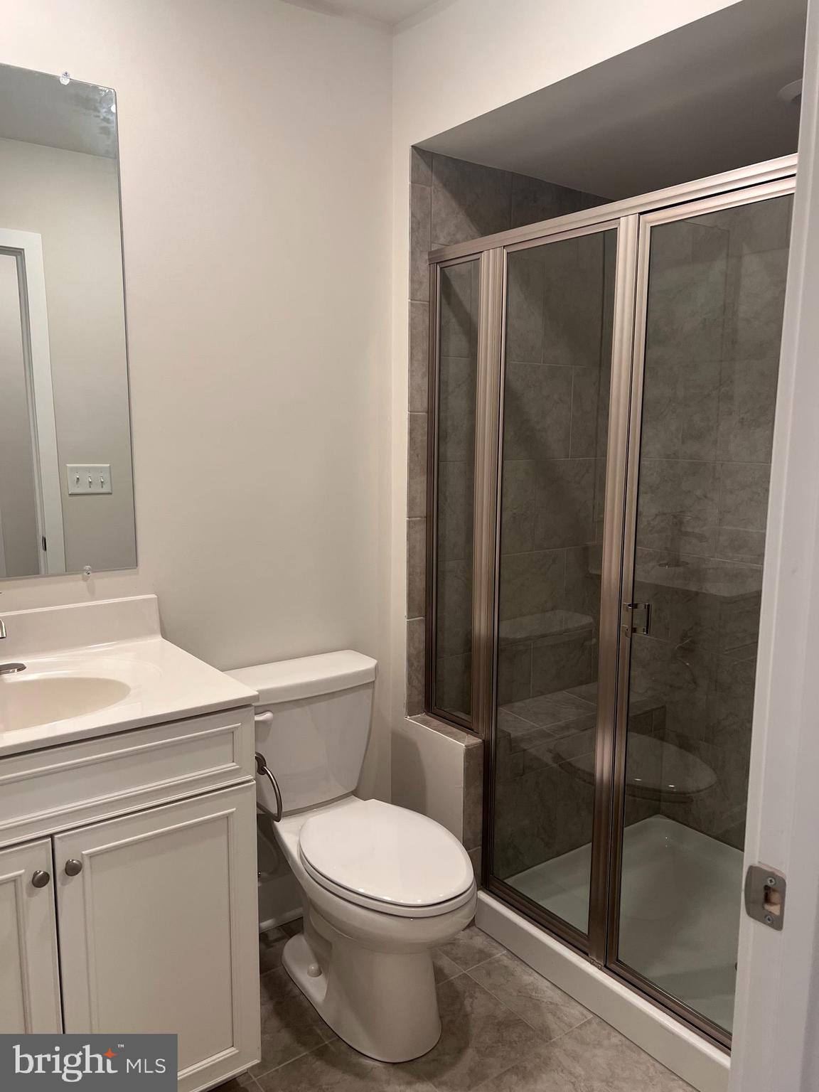 WATER'S LANDING - Residential Lease