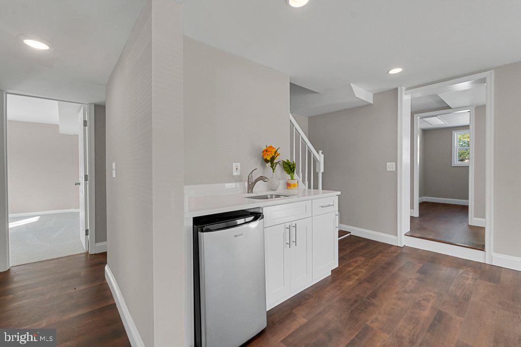 SURRATTS MANOR - Residential