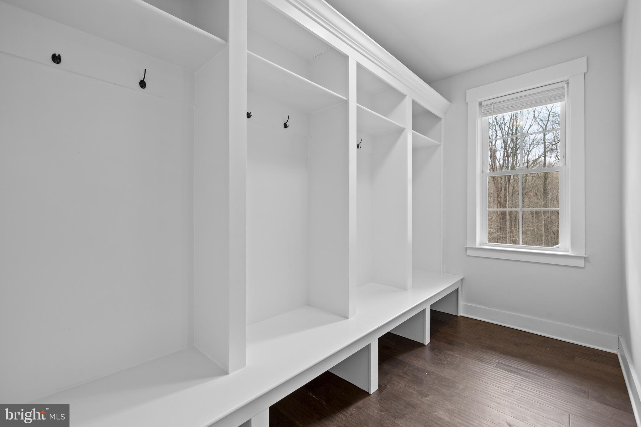 HUNTINGTON RIDGE - Residential