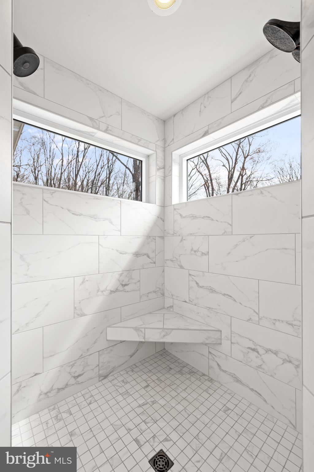 HUNTINGTON RIDGE - Residential