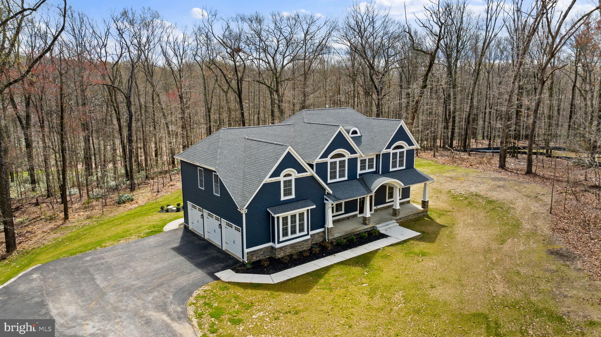 HUNTINGTON RIDGE - Residential