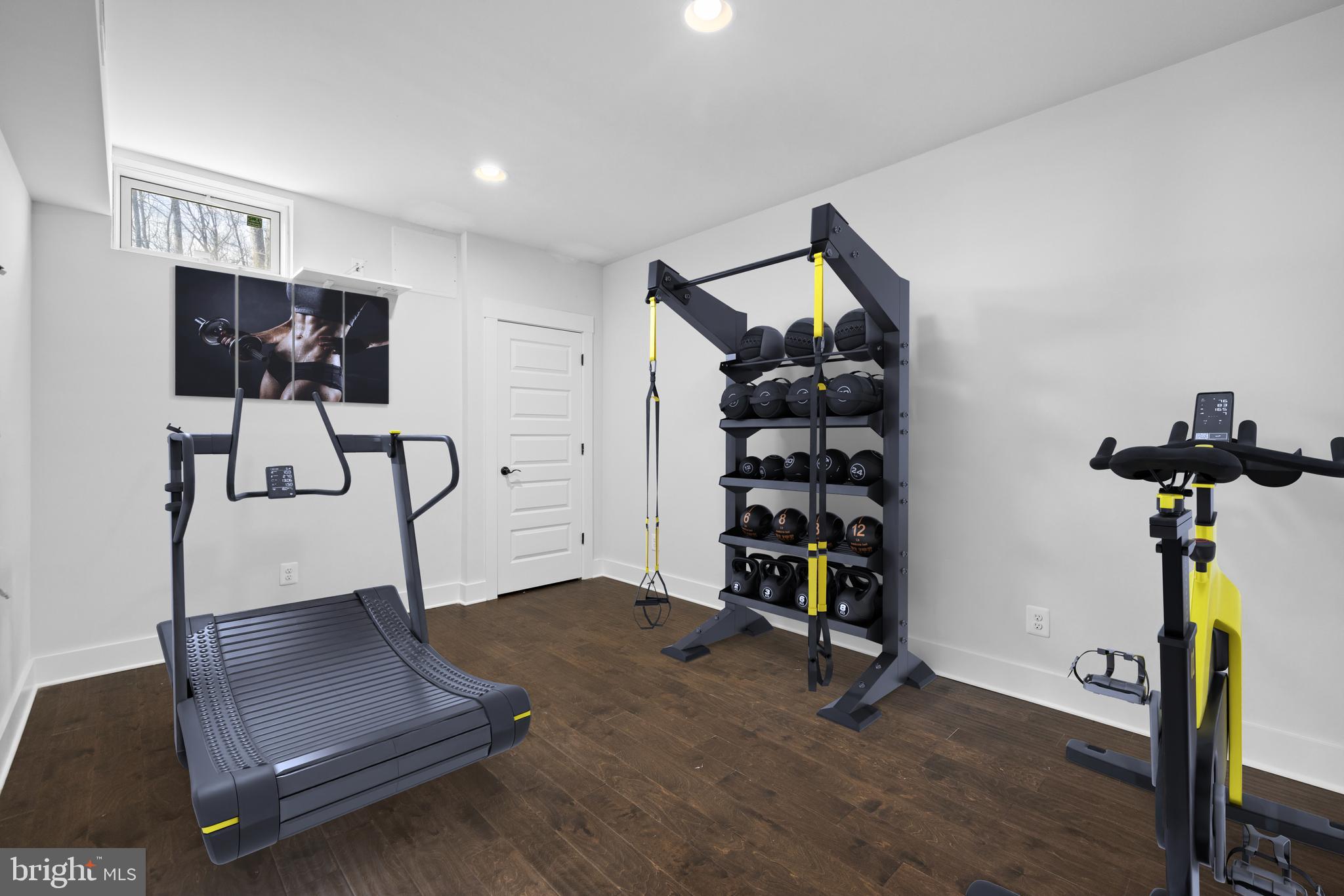 HUNTINGTON RIDGE - Residential