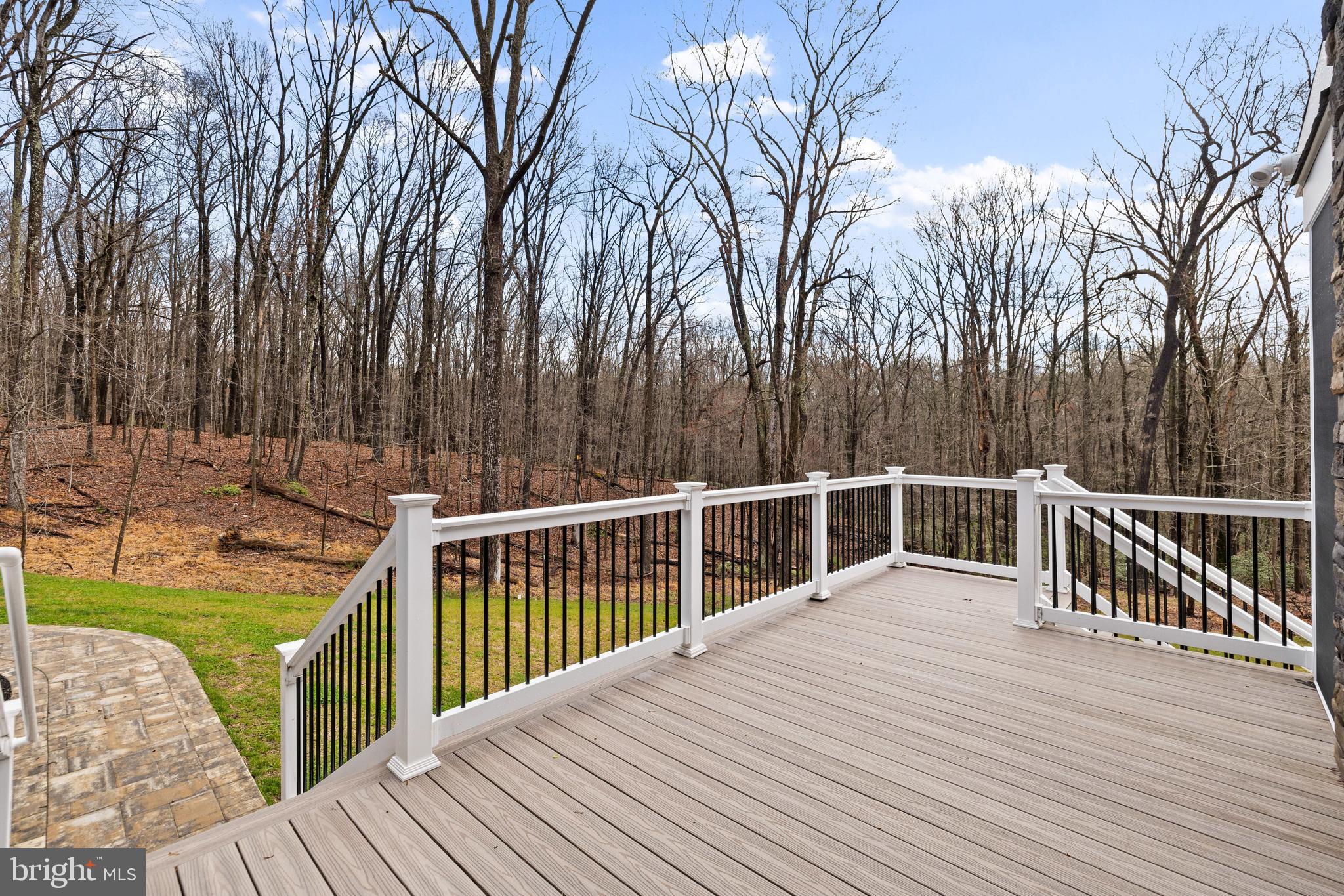 HUNTINGTON RIDGE - Residential