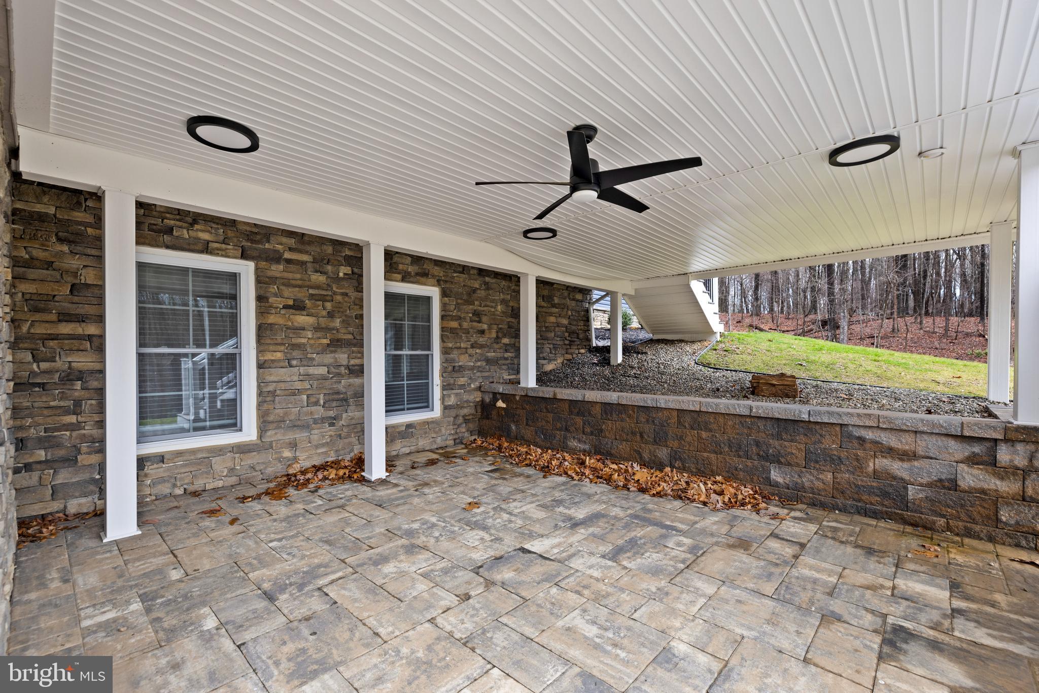 HUNTINGTON RIDGE - Residential