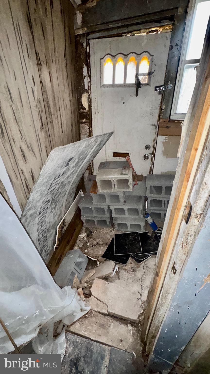 STRAWBERRY MANSION - Residential