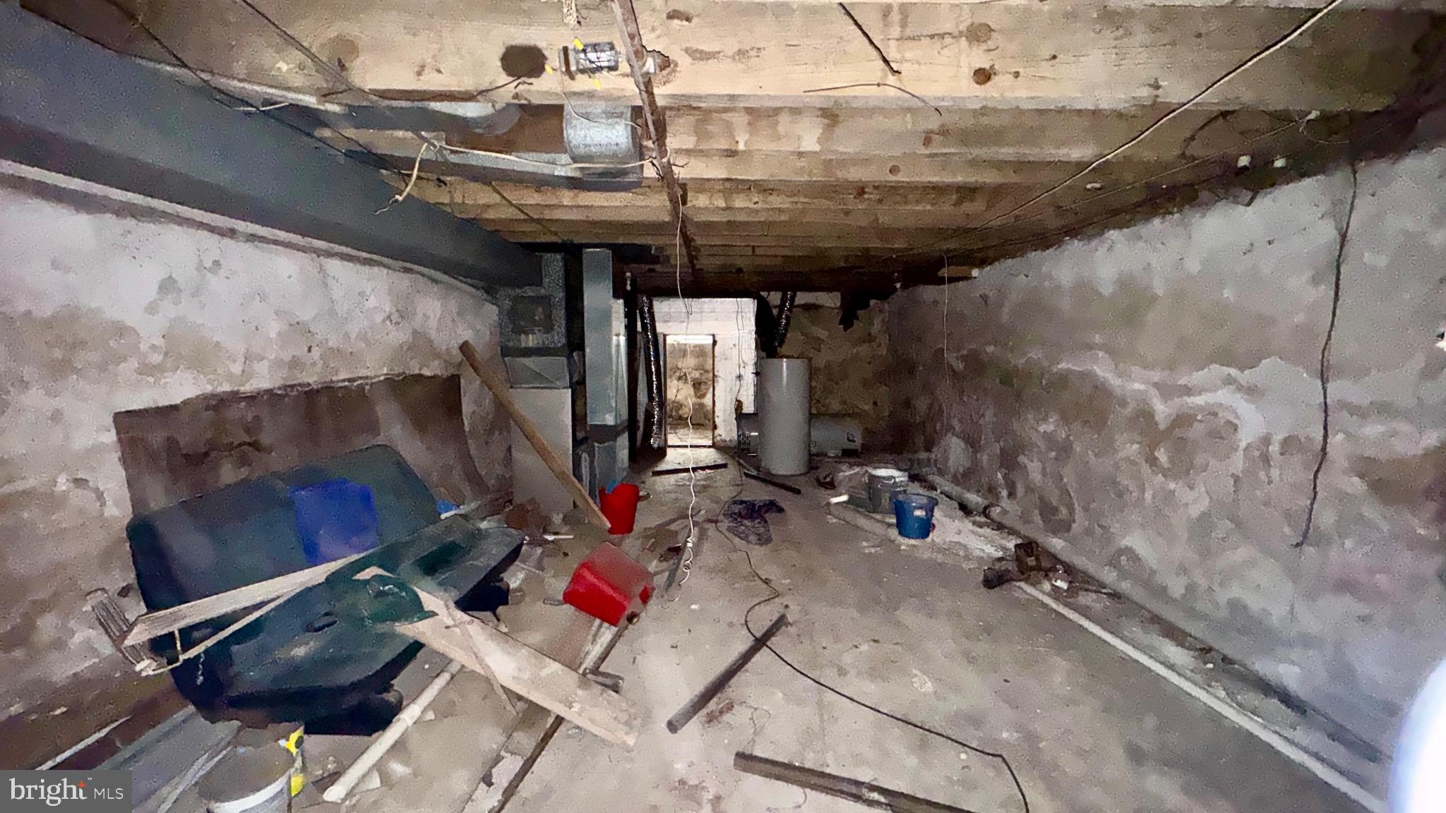 STRAWBERRY MANSION - Residential