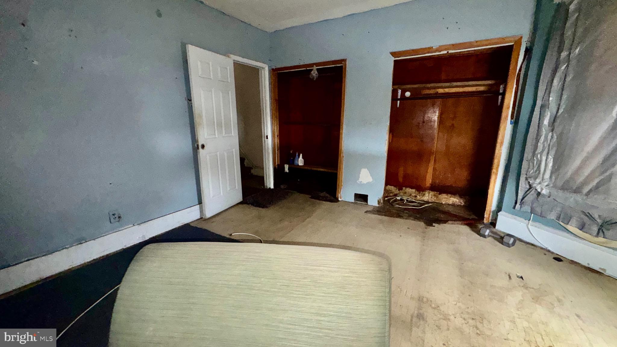 STRAWBERRY MANSION - Residential