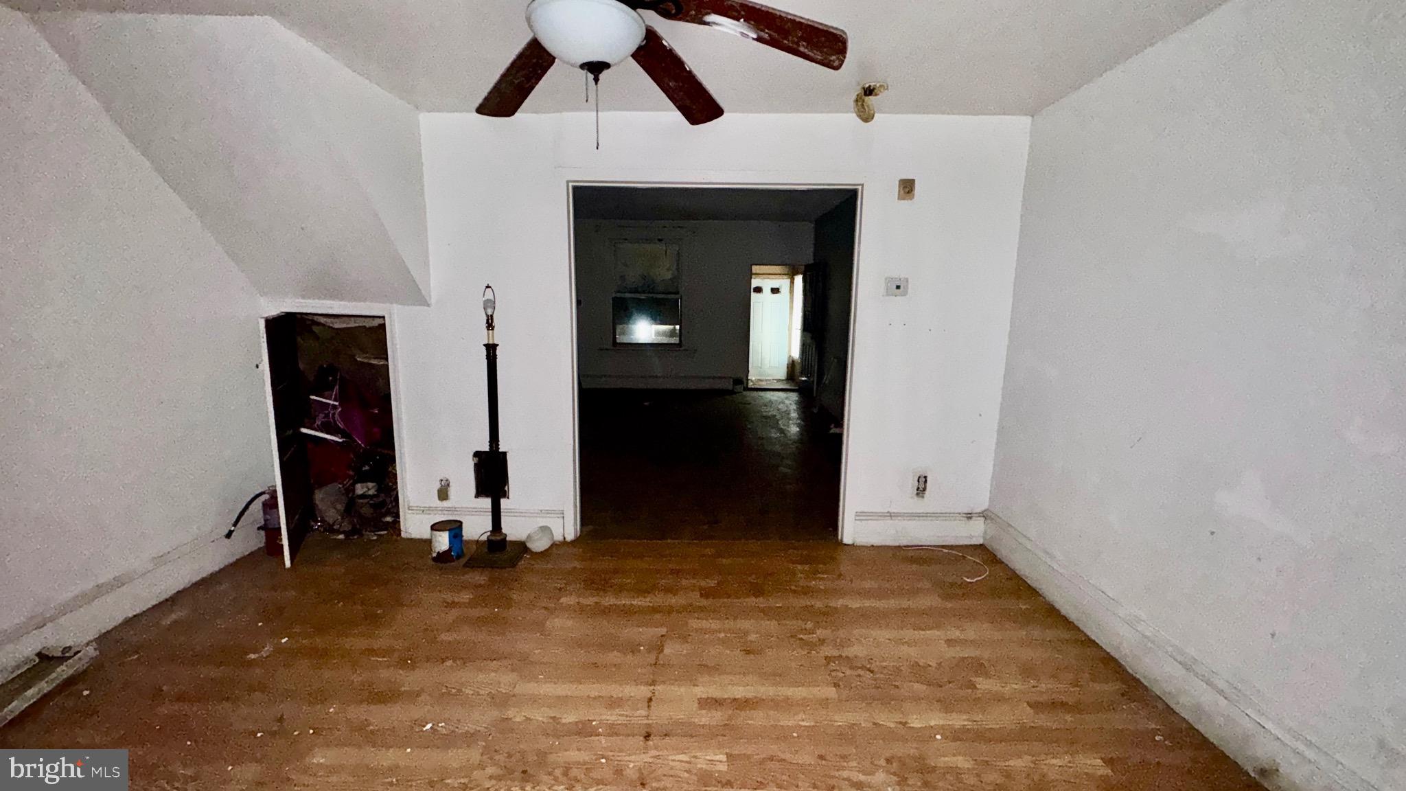 STRAWBERRY MANSION - Residential