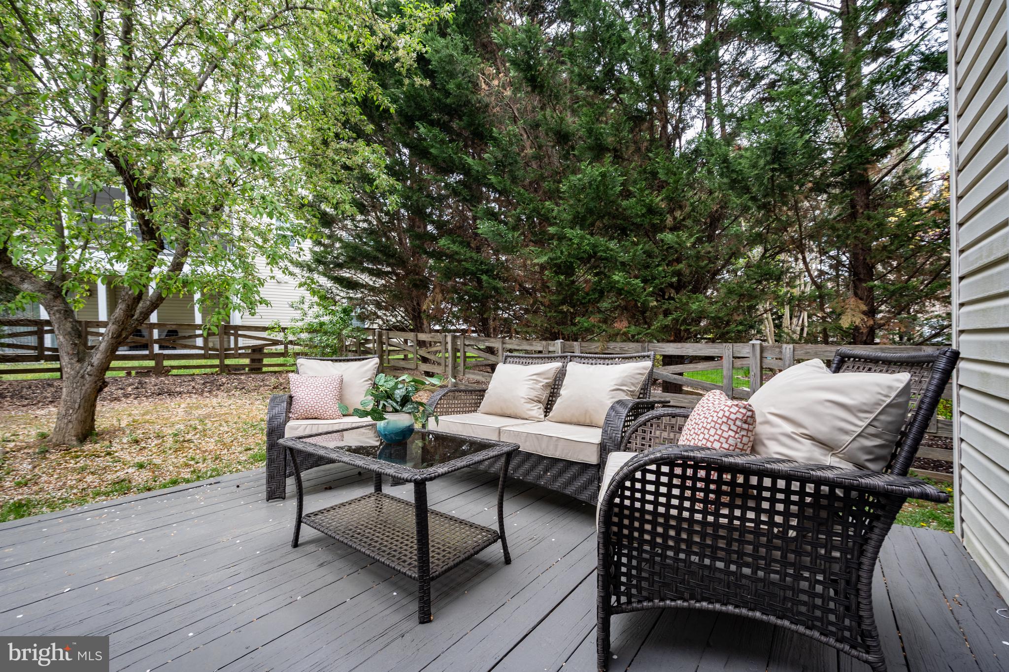 COUNTRYSIDE - Residential