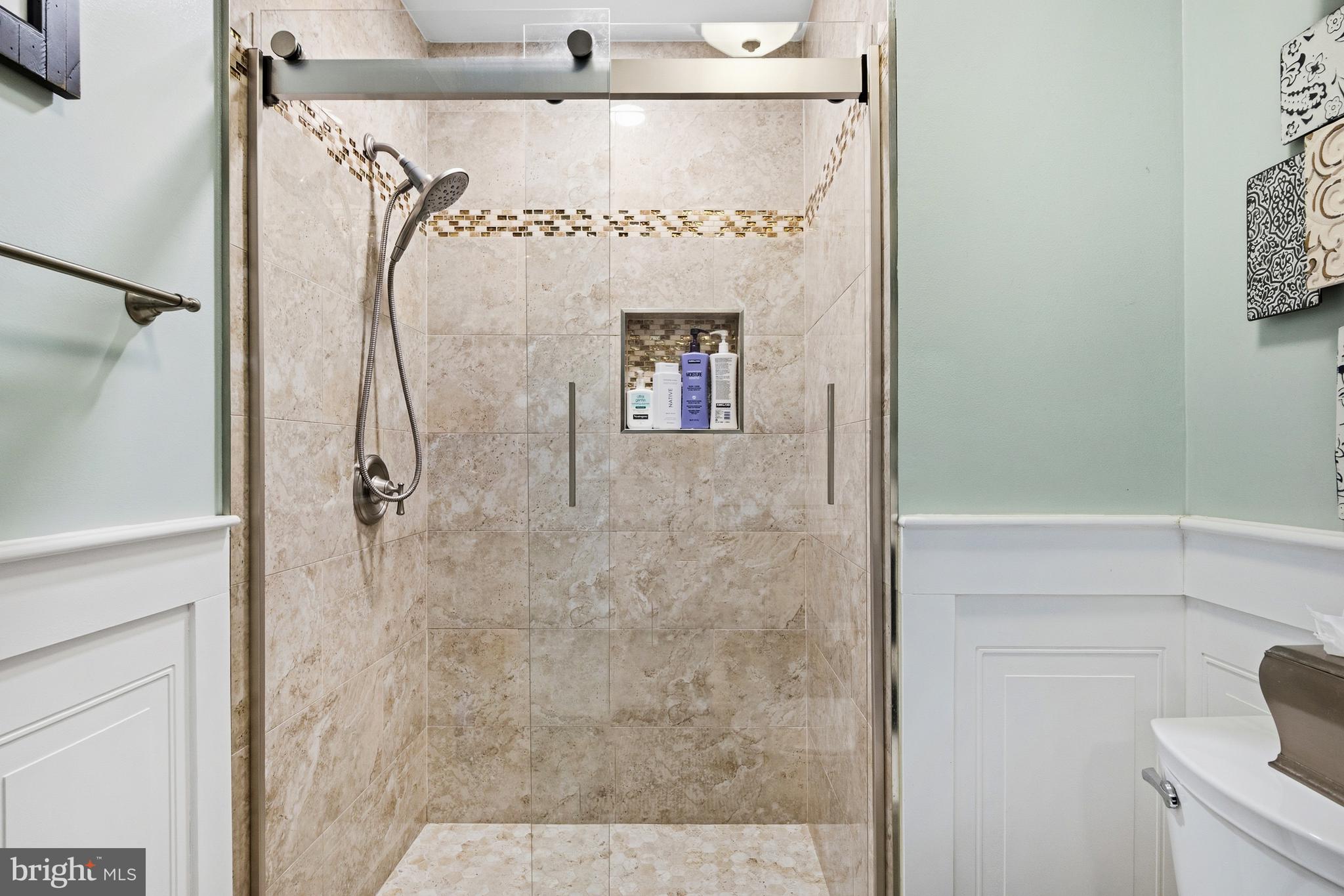 COUNTRYSIDE - Residential