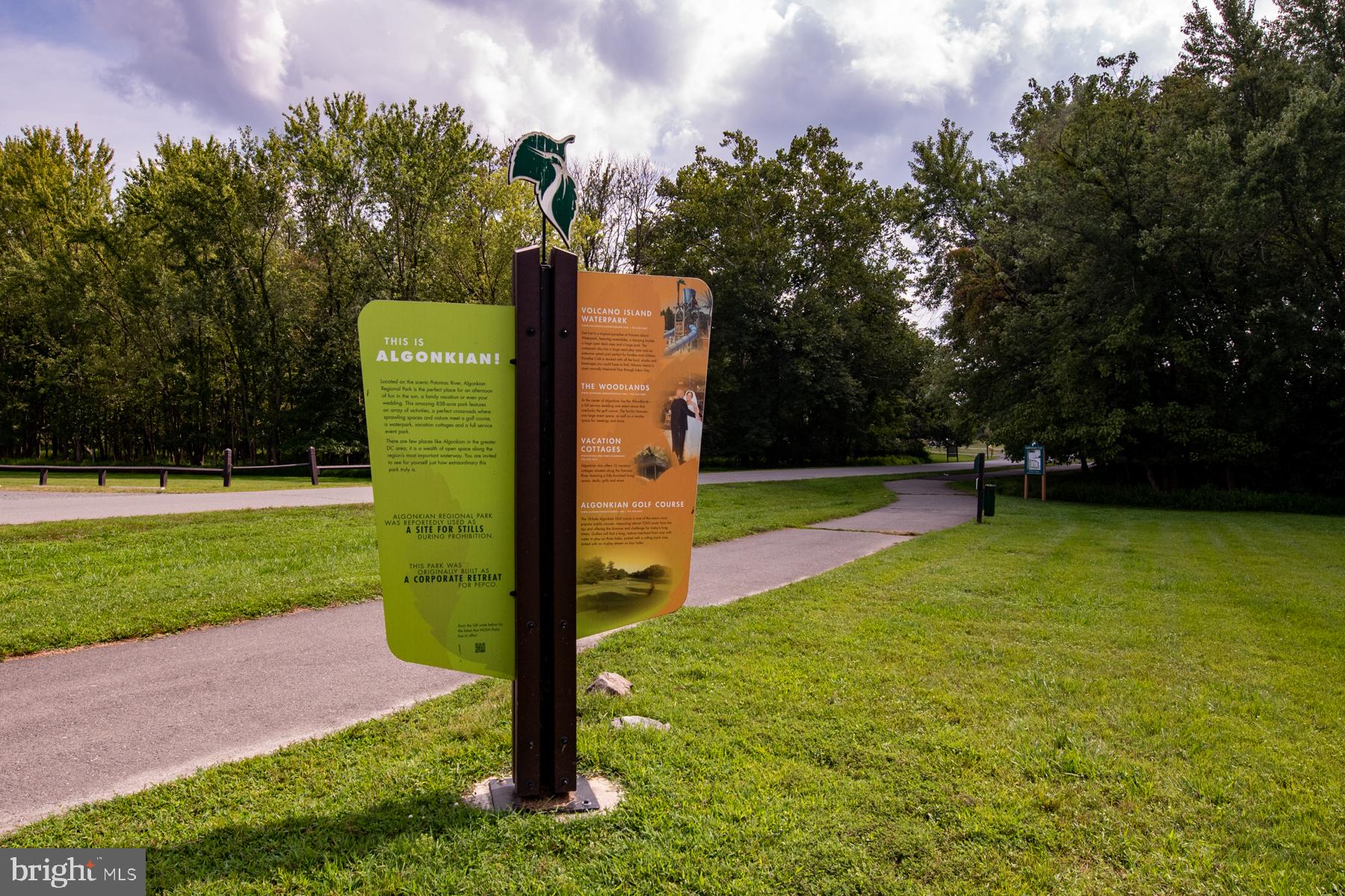 COUNTRYSIDE - Residential