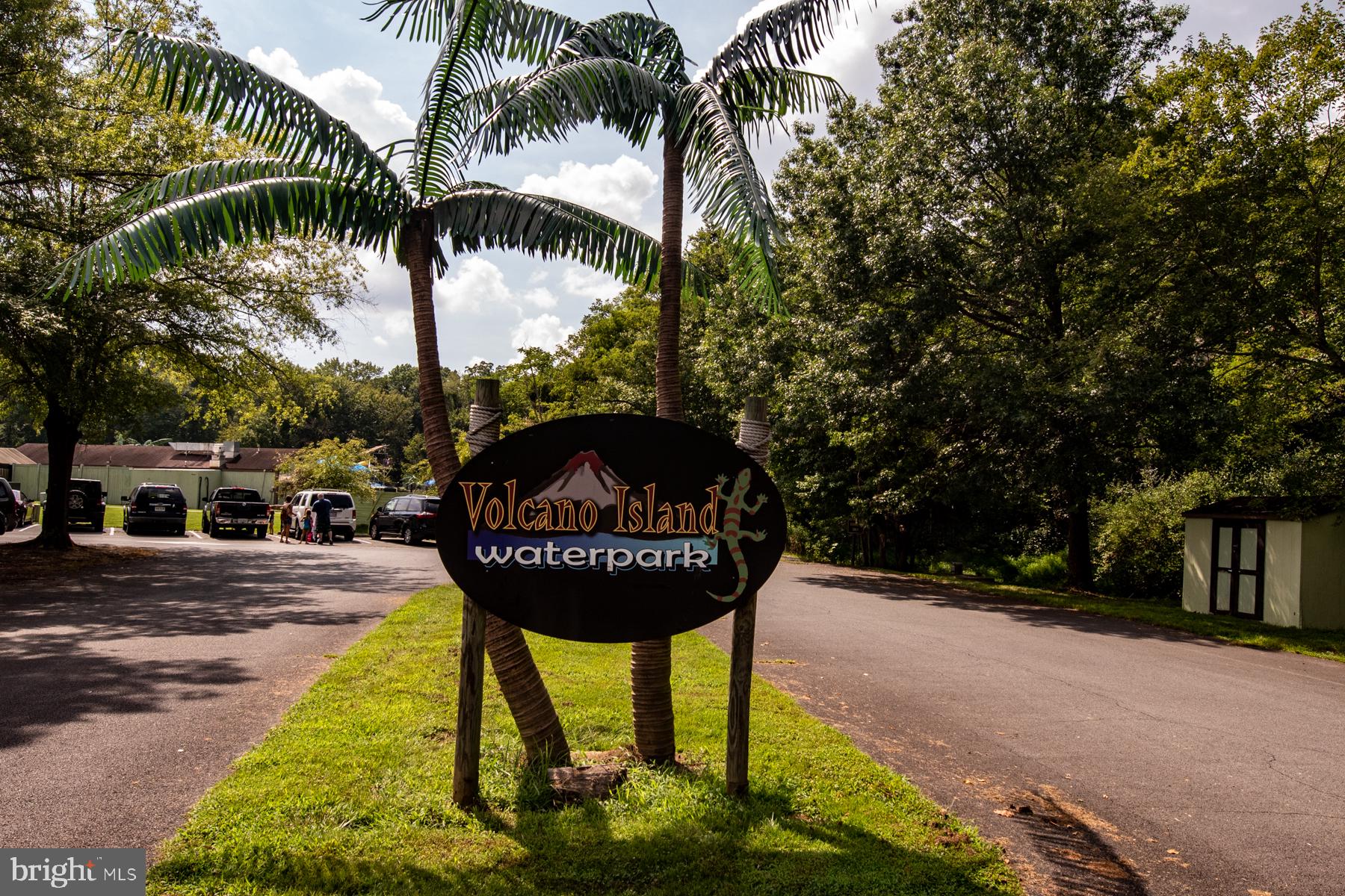 COUNTRYSIDE - Residential