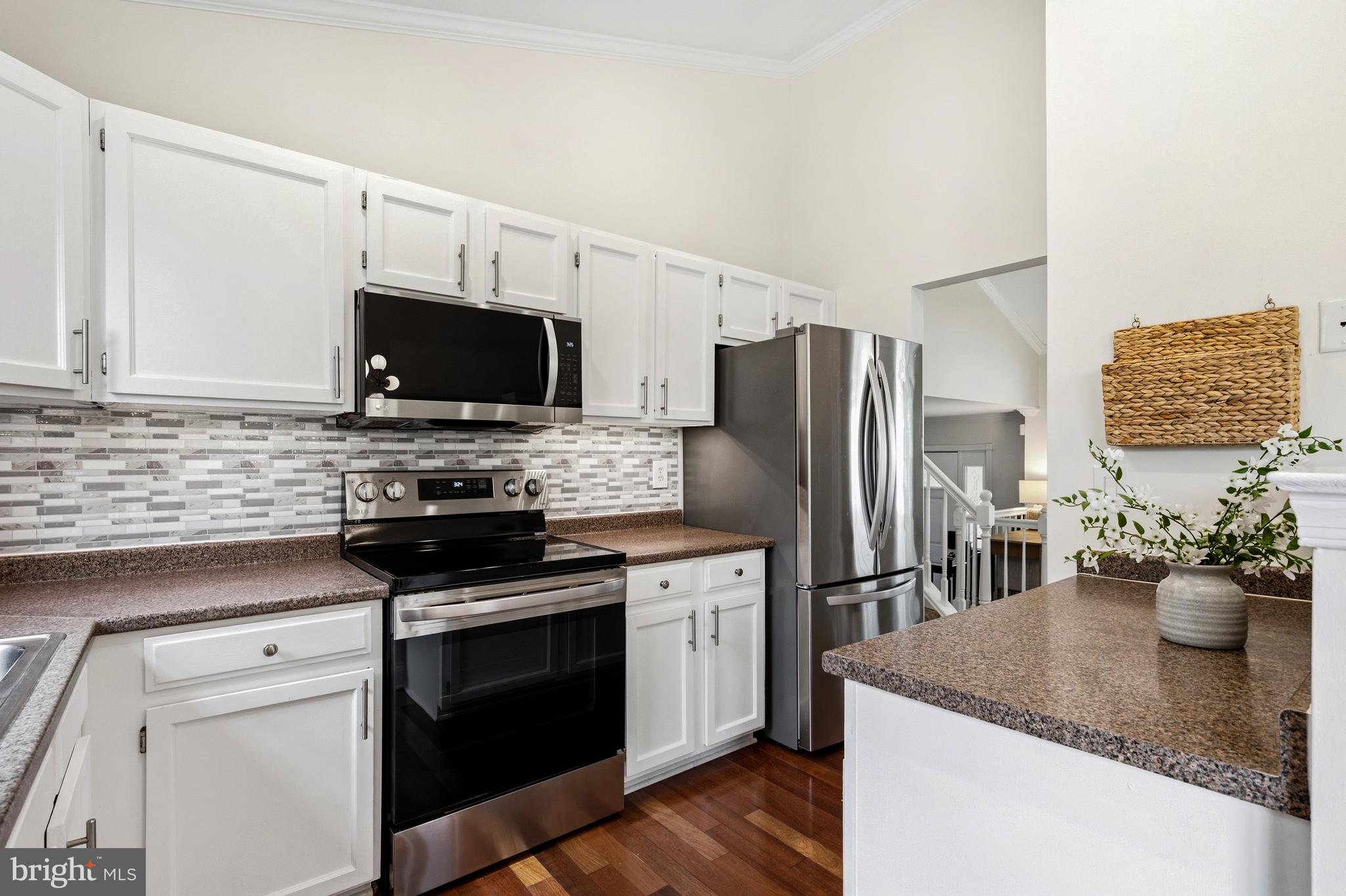 COUNTRYSIDE - Residential