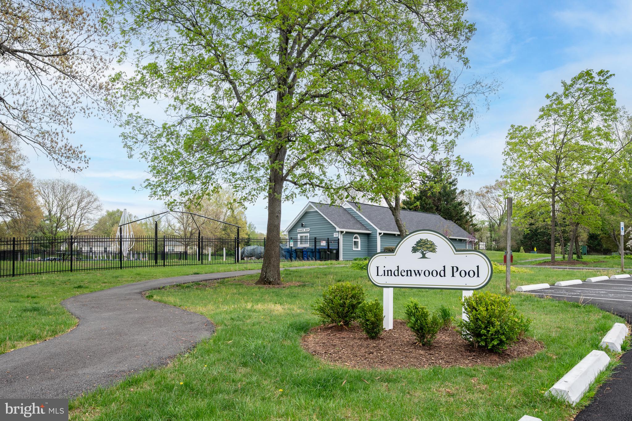 COUNTRYSIDE - Residential