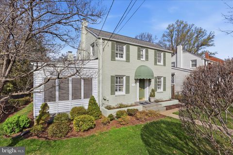 Homes For Sale - 10010 Raynor Road<br/> SILVER SPRING, MD 20901