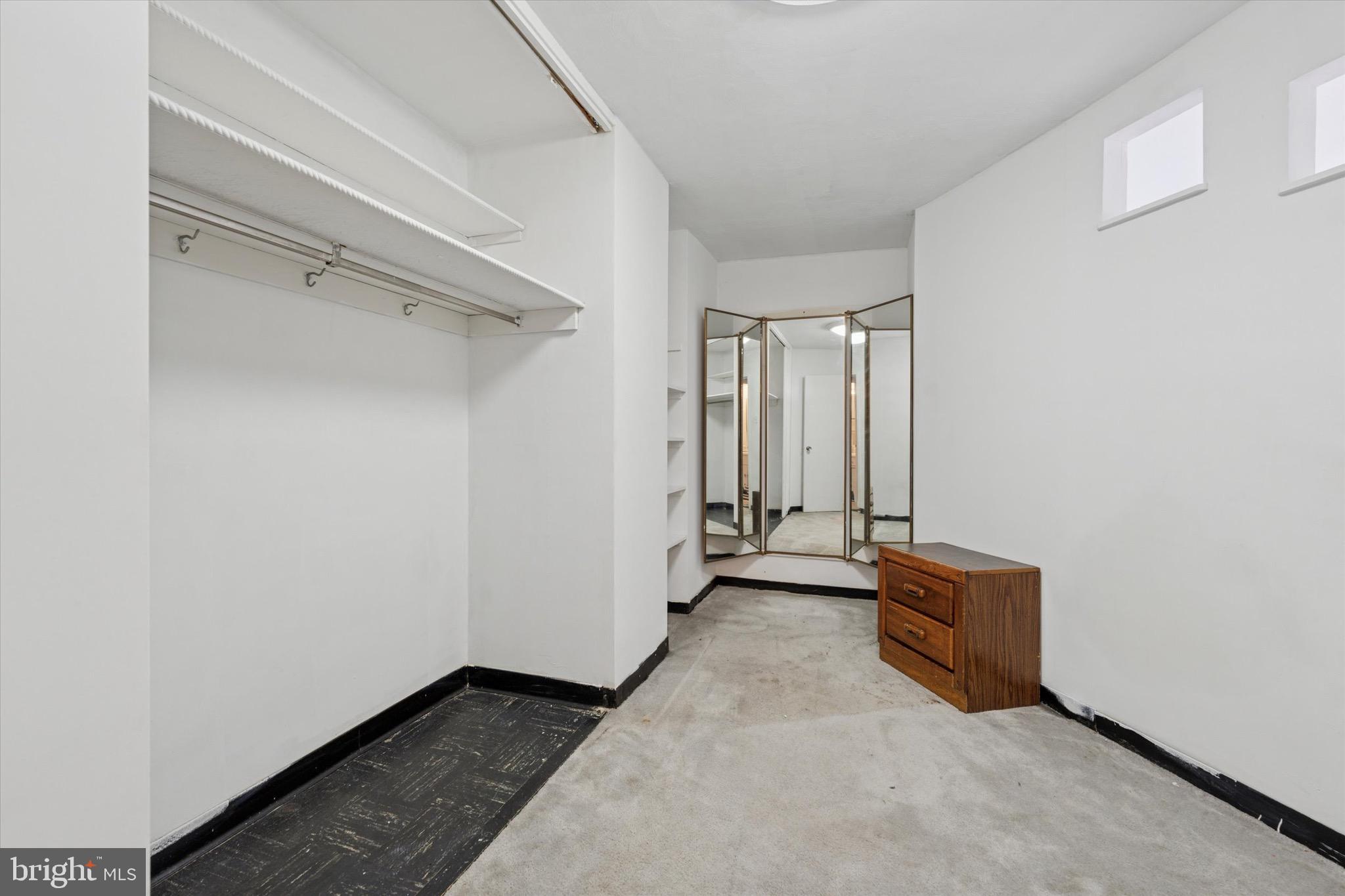 SUTTON TERRACE - Residential