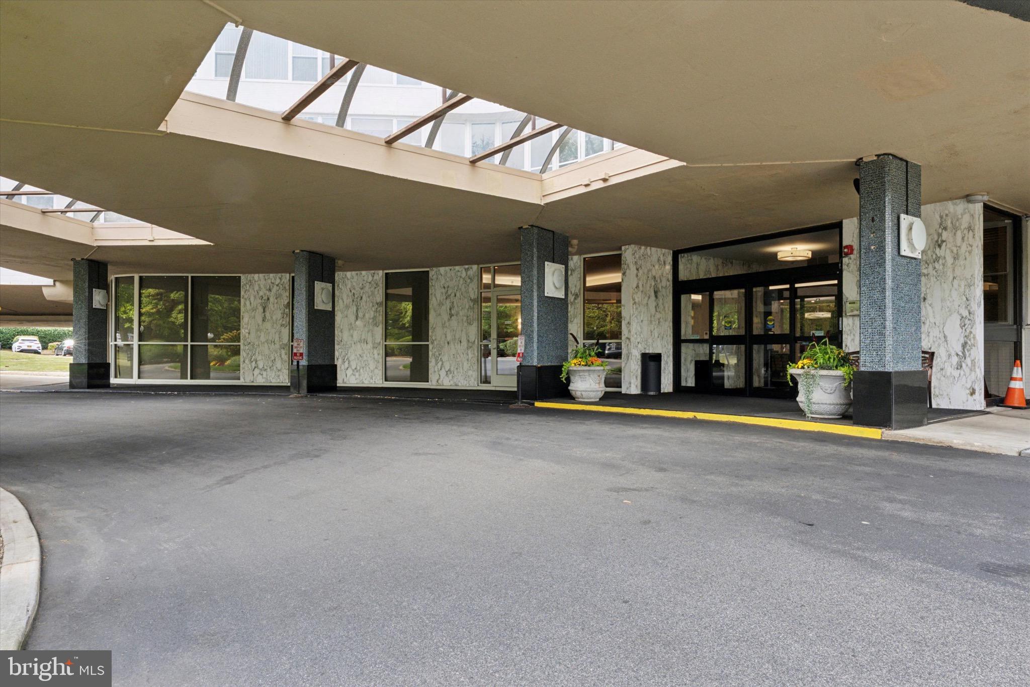 SUTTON TERRACE - Residential