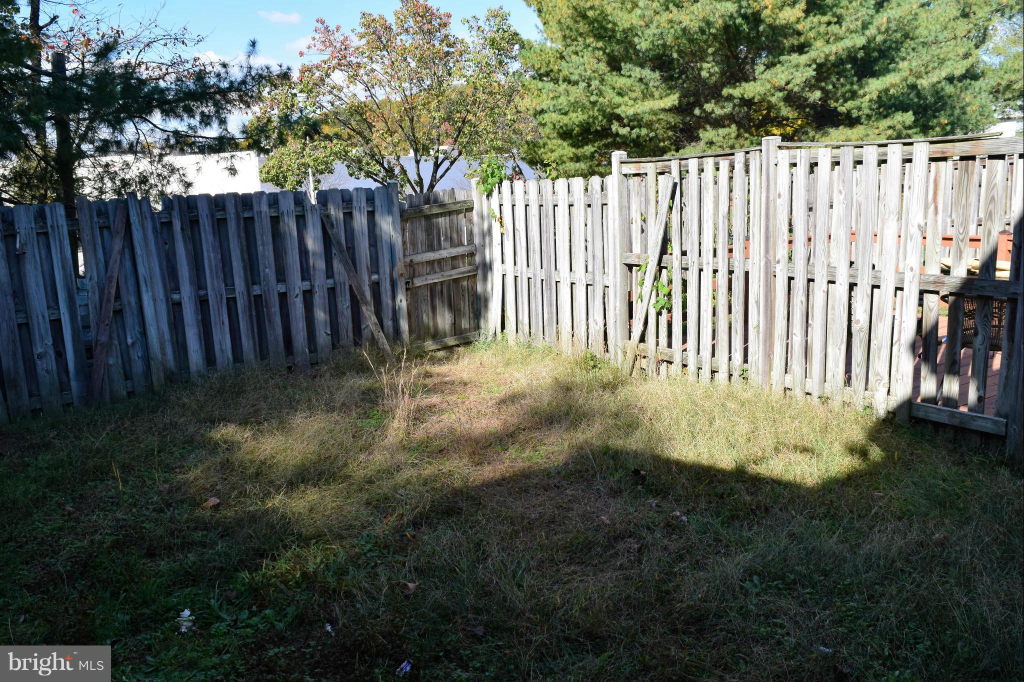 CLINTON PLAZA TOWNHOUSES - Residential