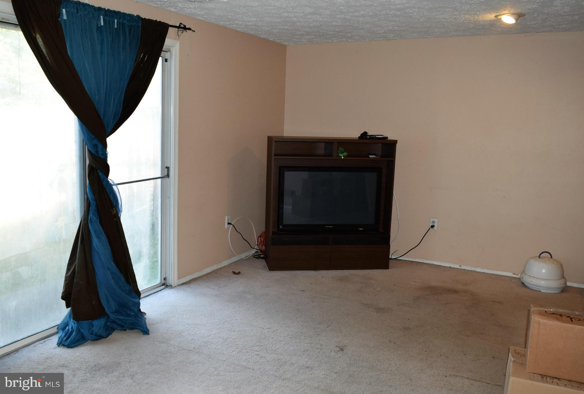 CLINTON PLAZA TOWNHOUSES - Residential