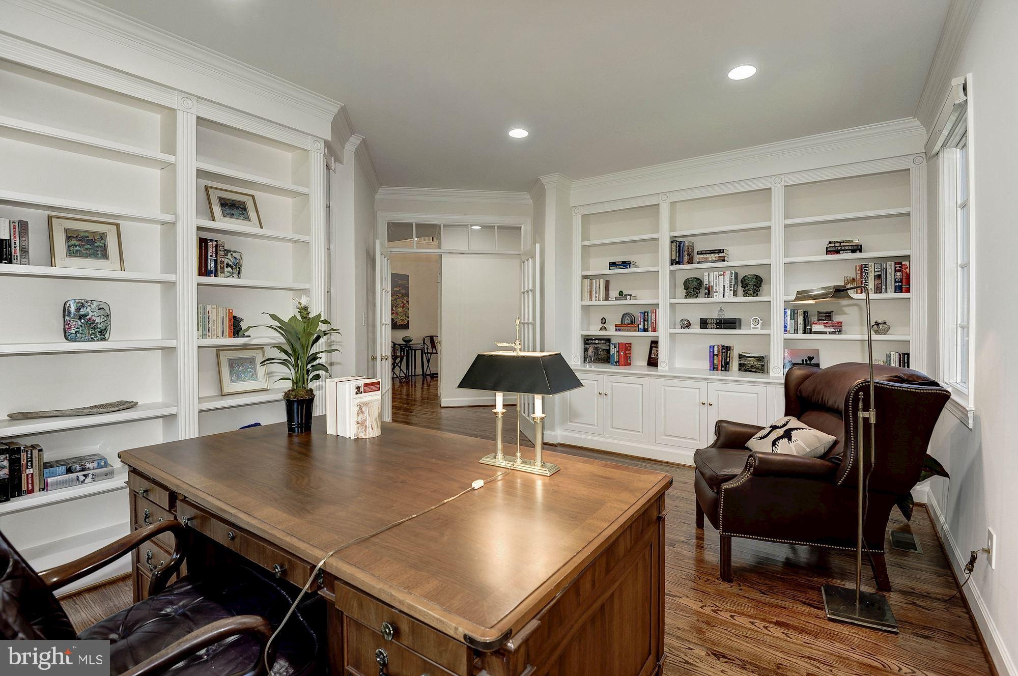 THE RESERVE - Residential