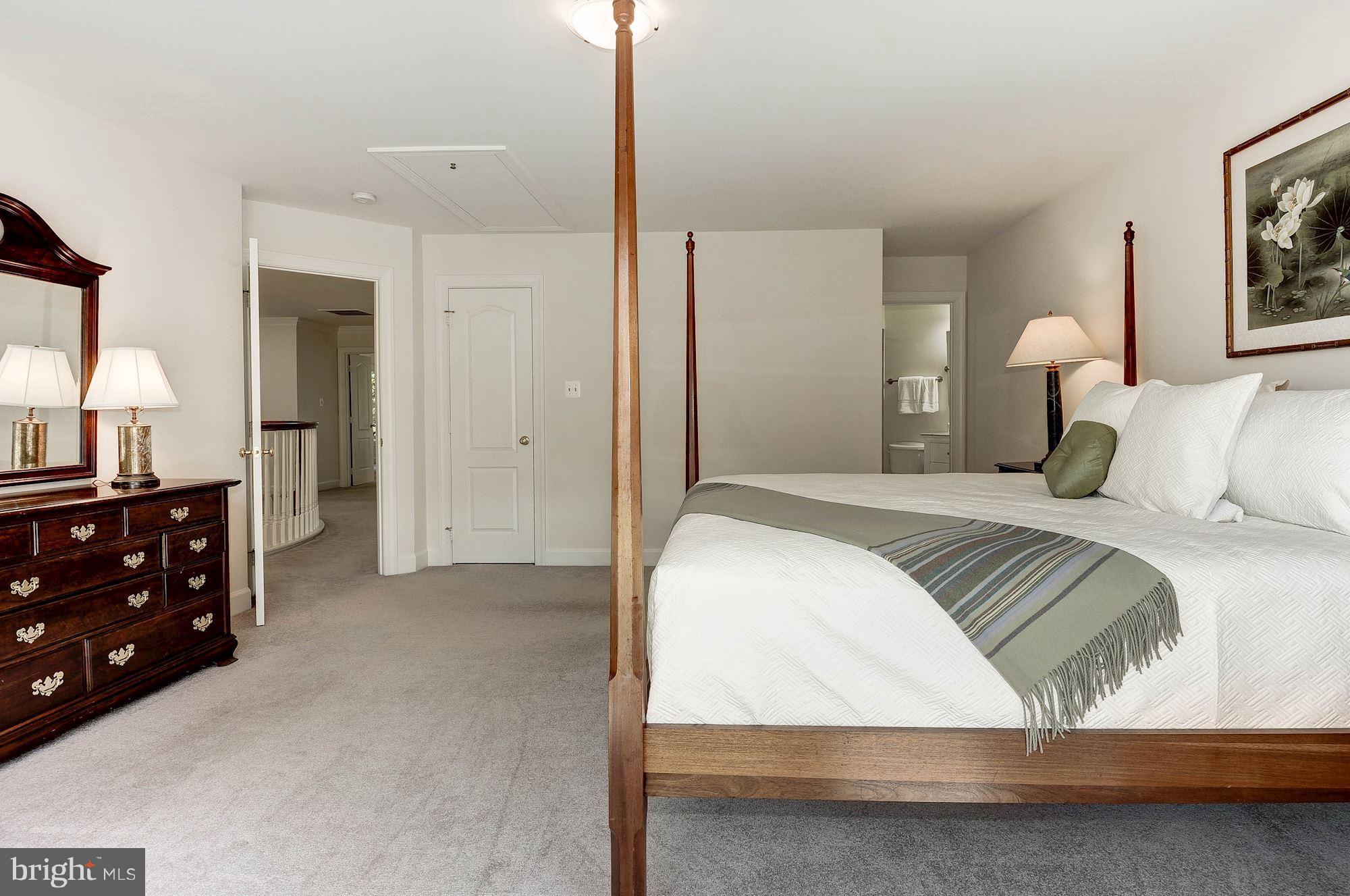 THE RESERVE - Residential