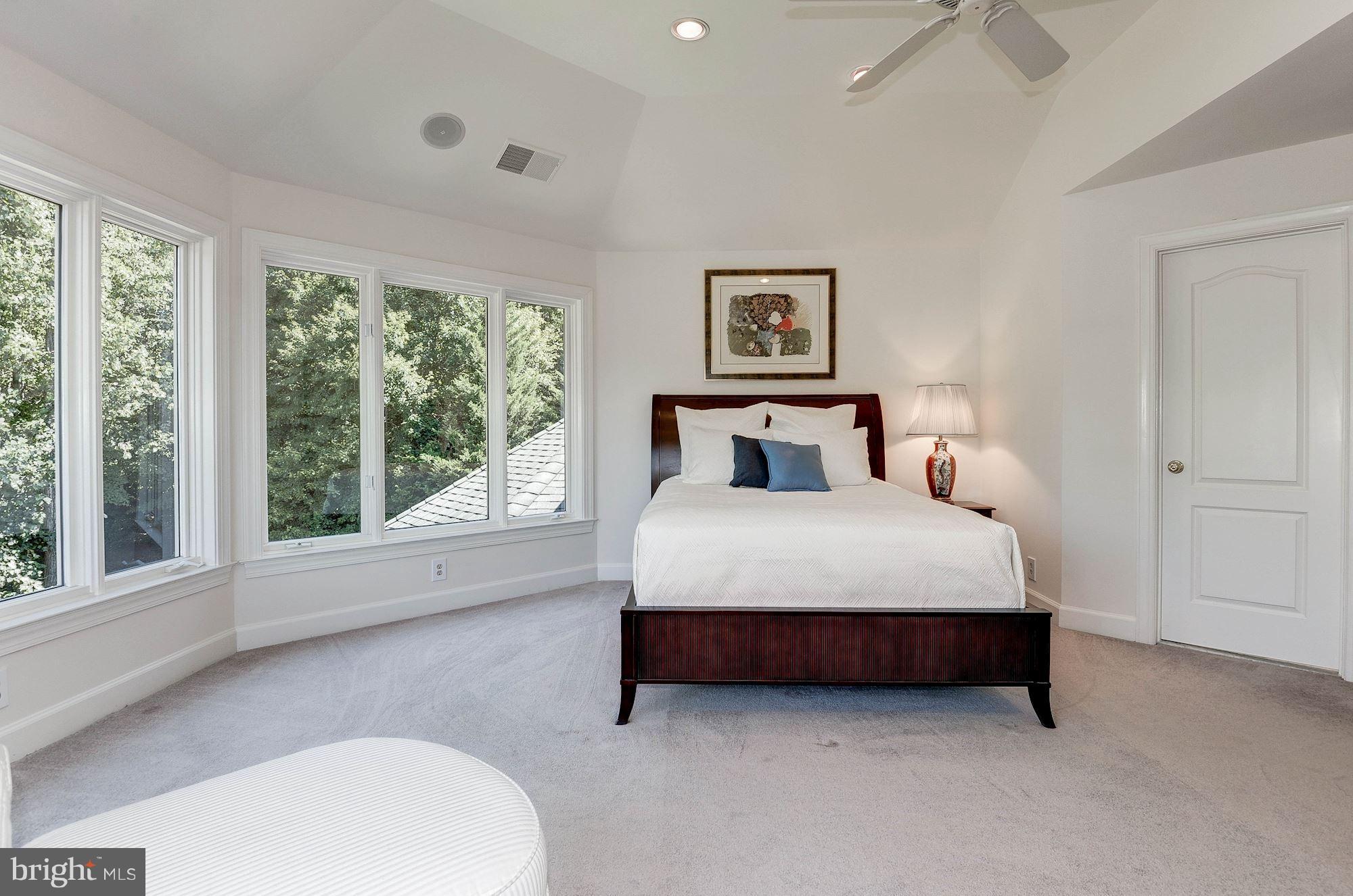 THE RESERVE - Residential