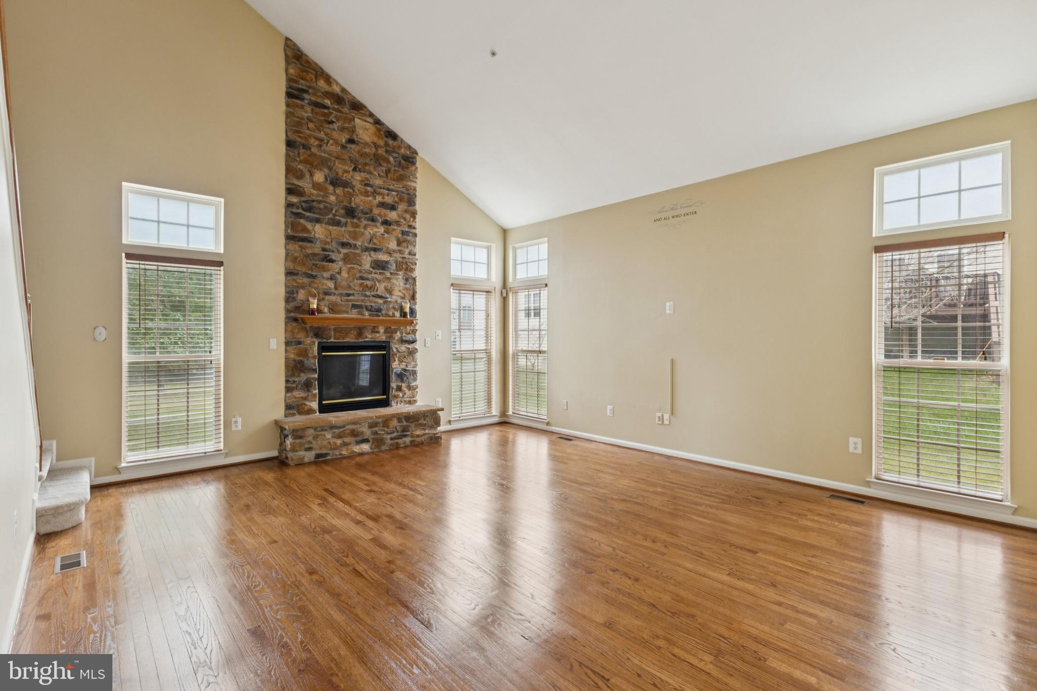 SIMMONS ACRES - Residential