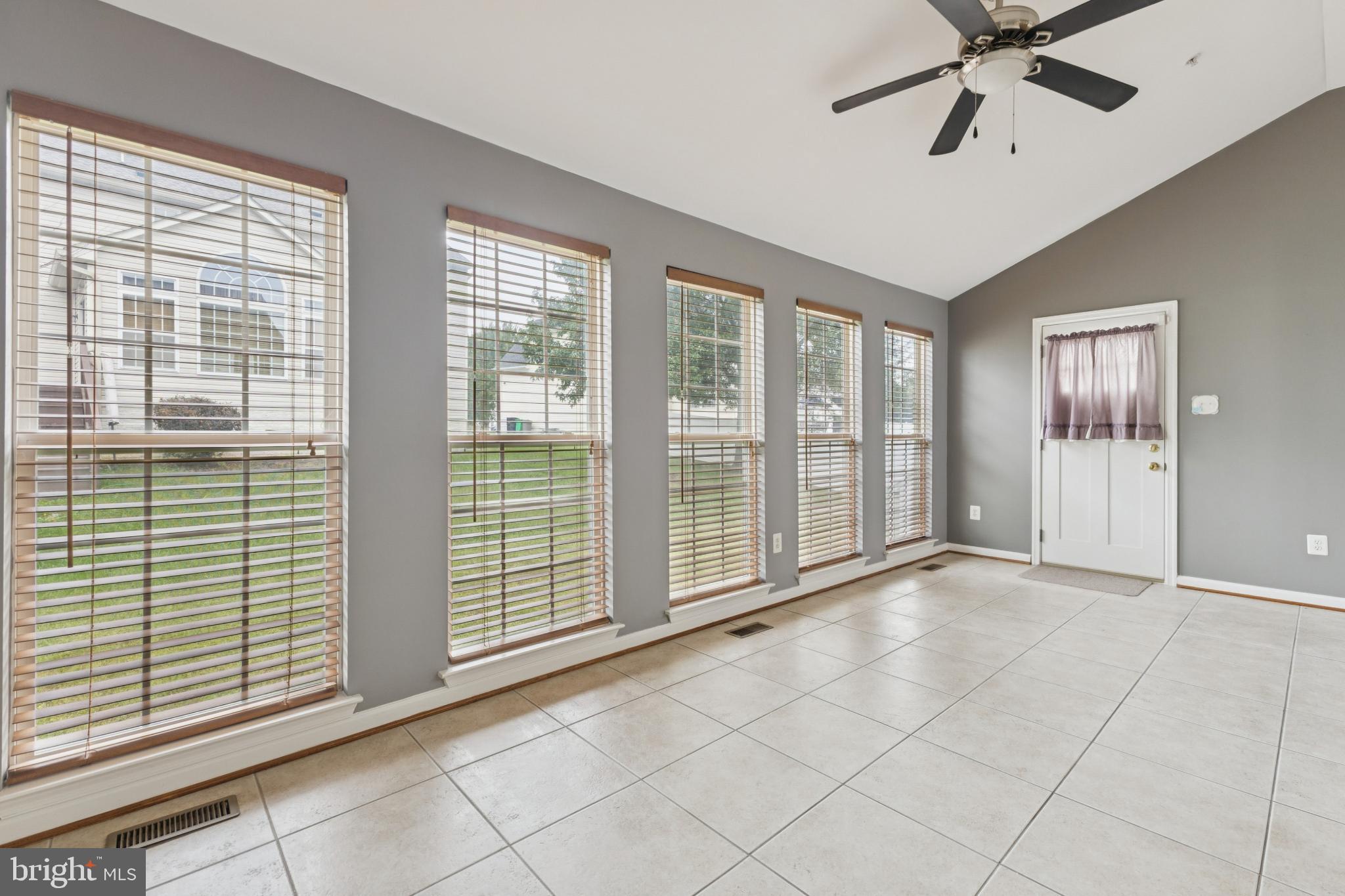 SIMMONS ACRES - Residential