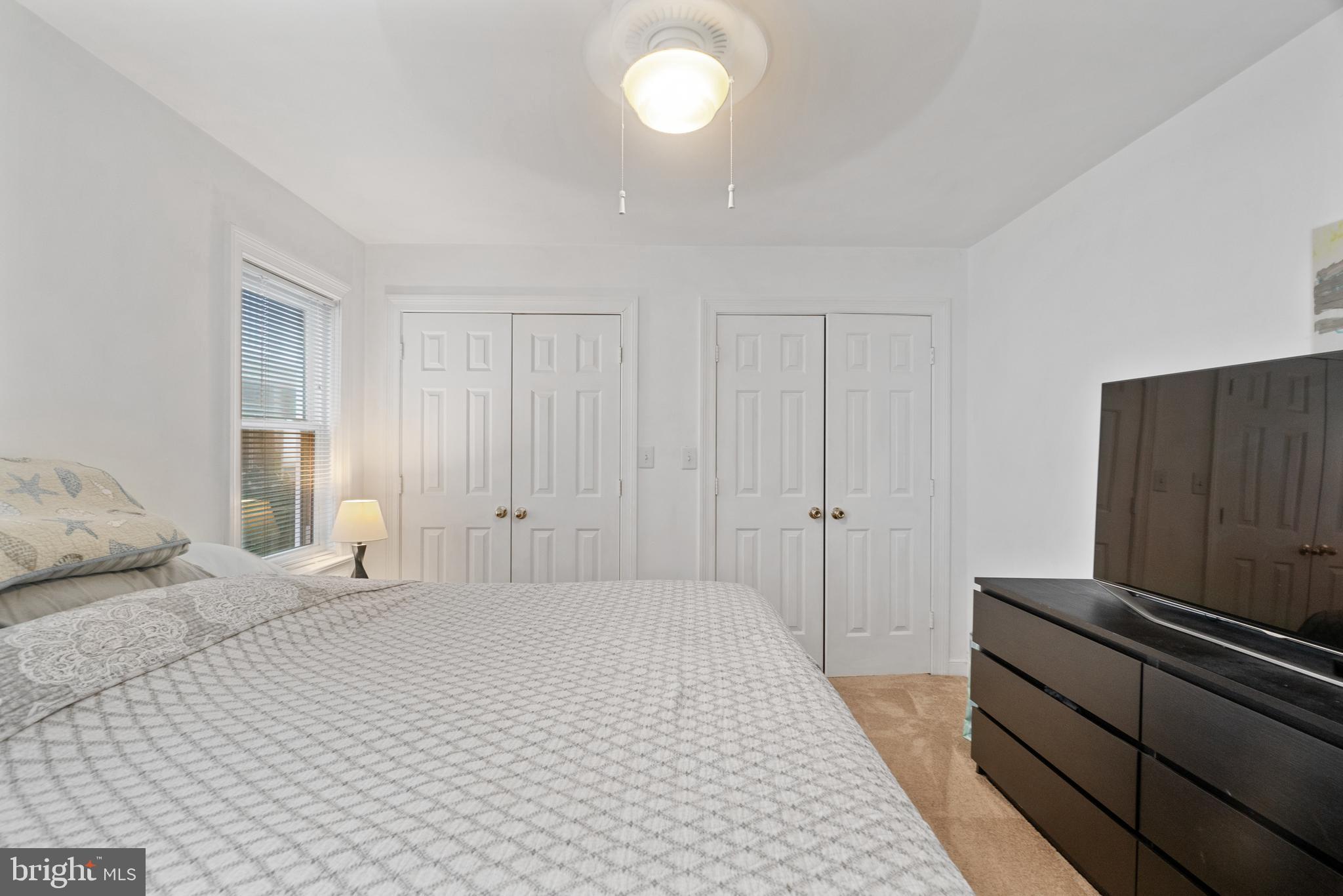 WILLOUGHBY BEACH - Residential Income