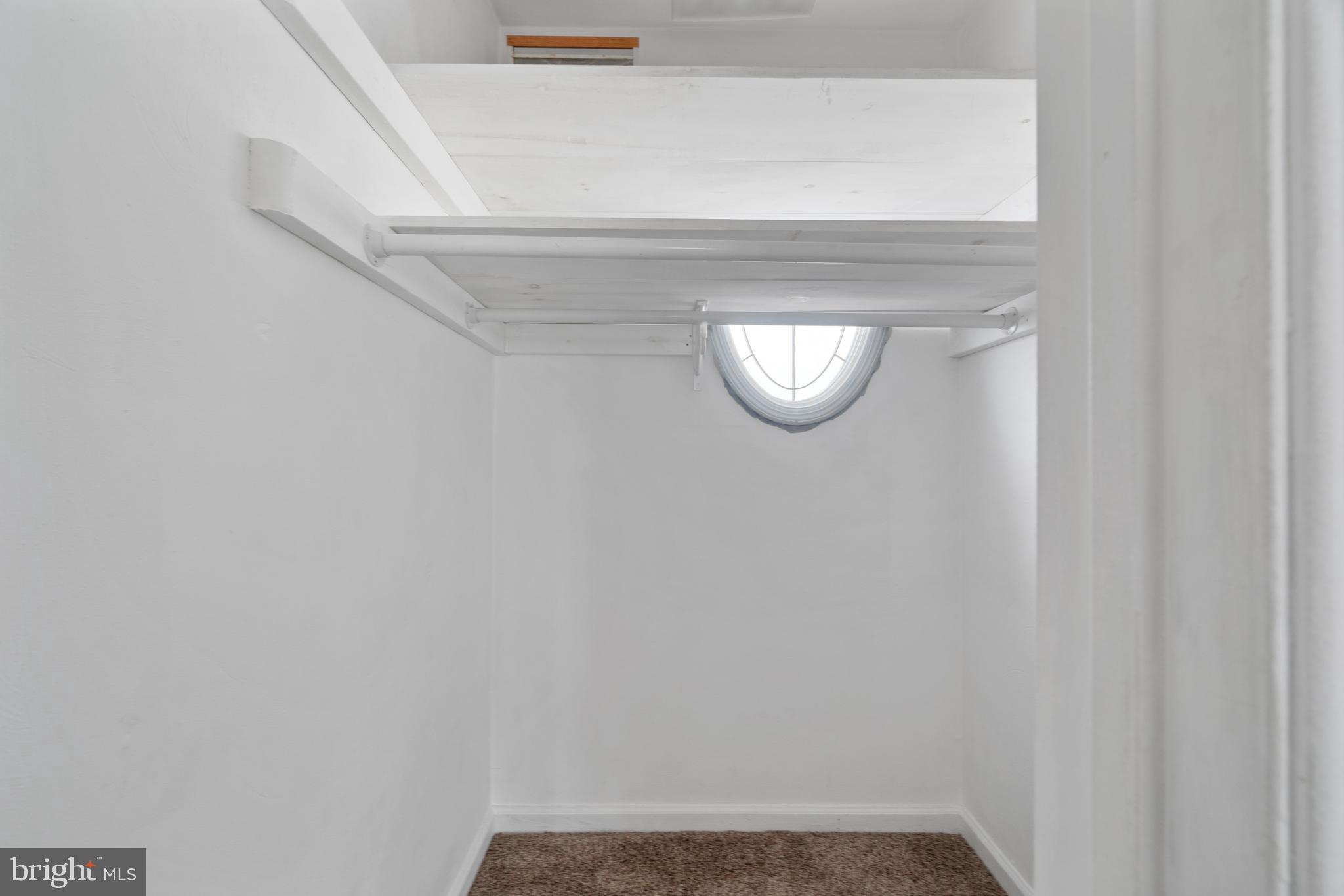 WILLOUGHBY BEACH - Residential Income