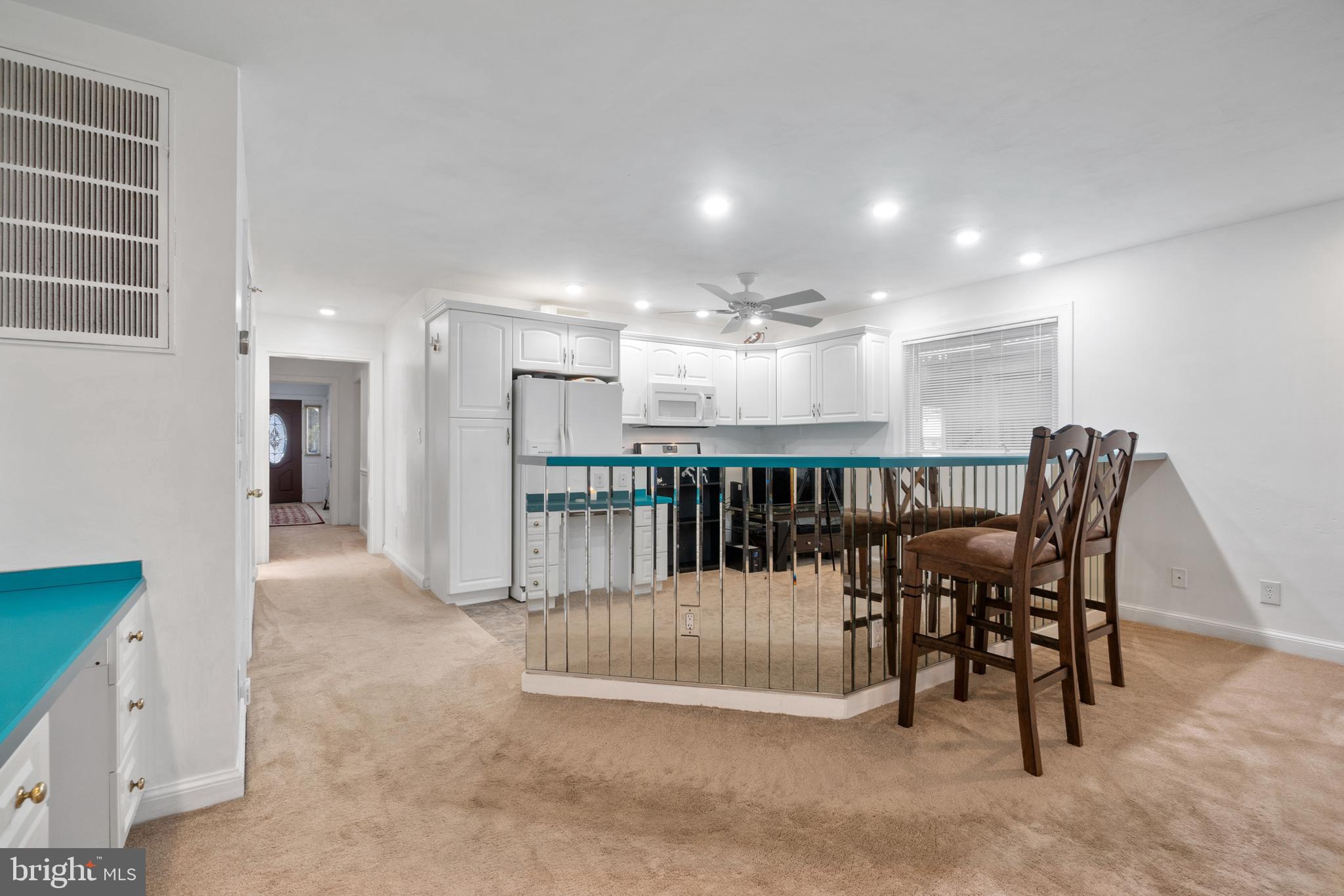 WILLOUGHBY BEACH - Residential Income