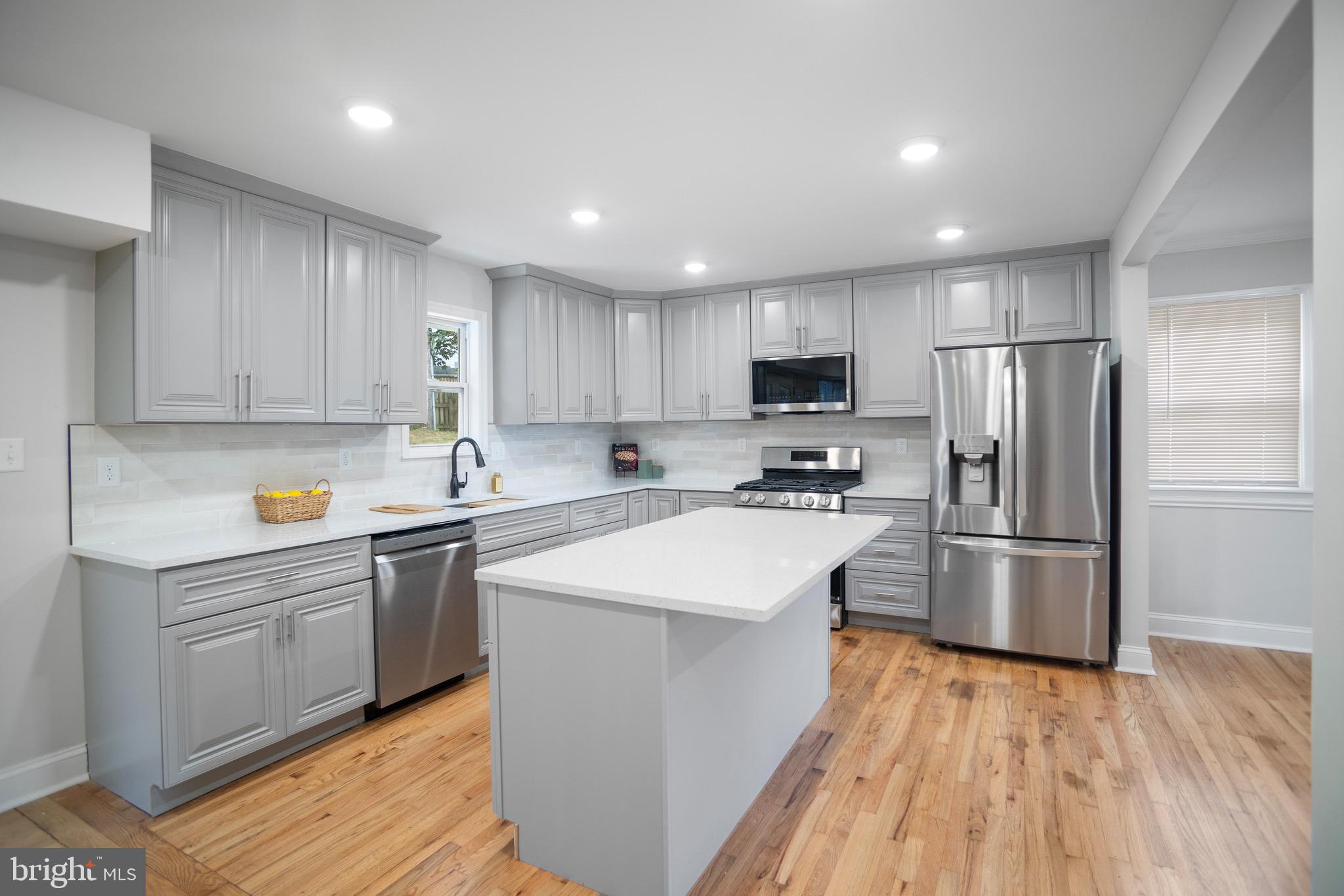 SPRINGDALE - Residential