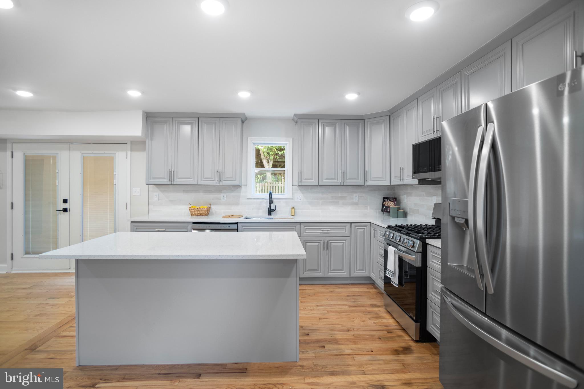 SPRINGDALE - Residential