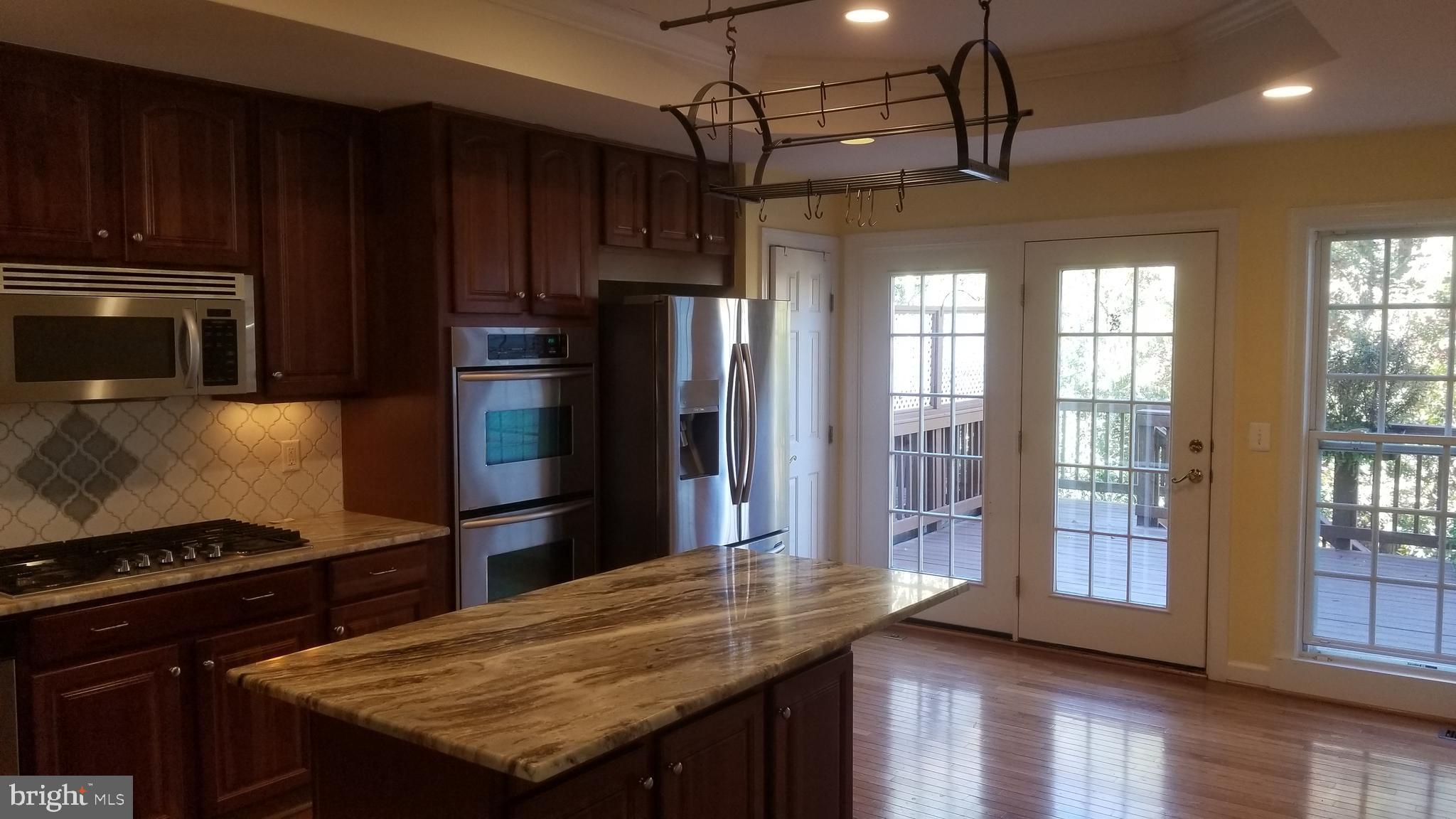 SOMERSET - Residential Lease