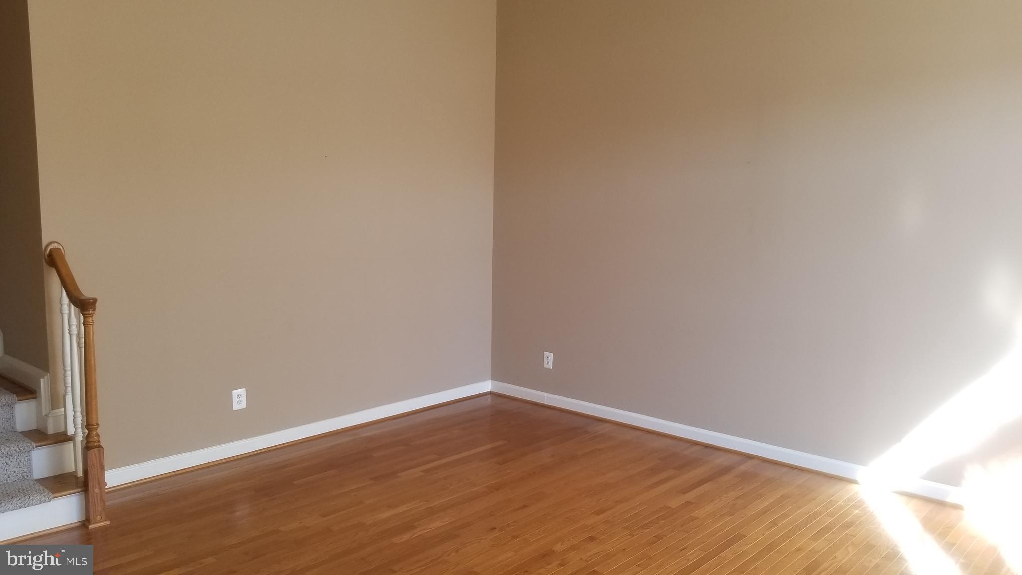 SOMERSET - Residential Lease