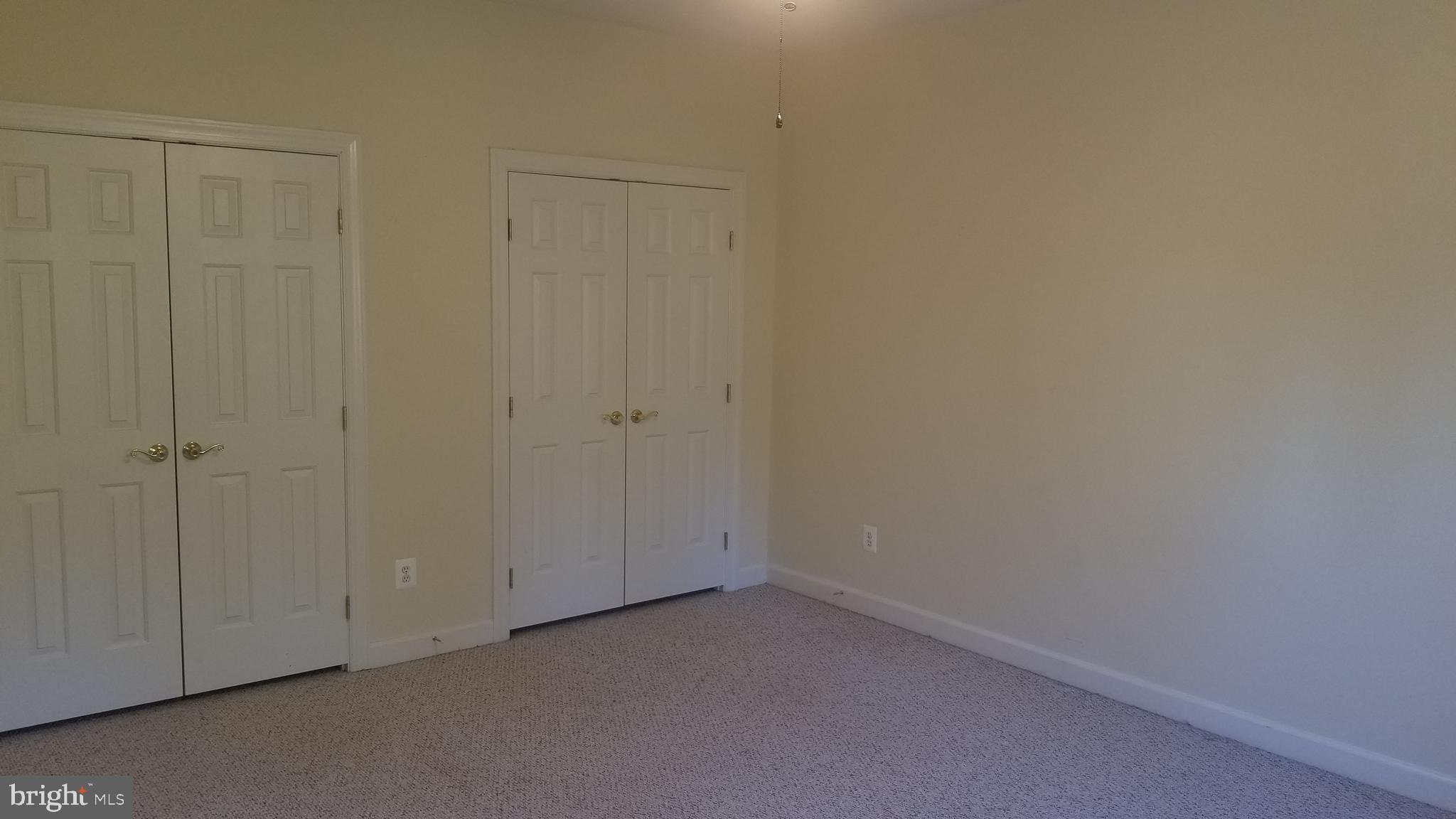 SOMERSET - Residential Lease