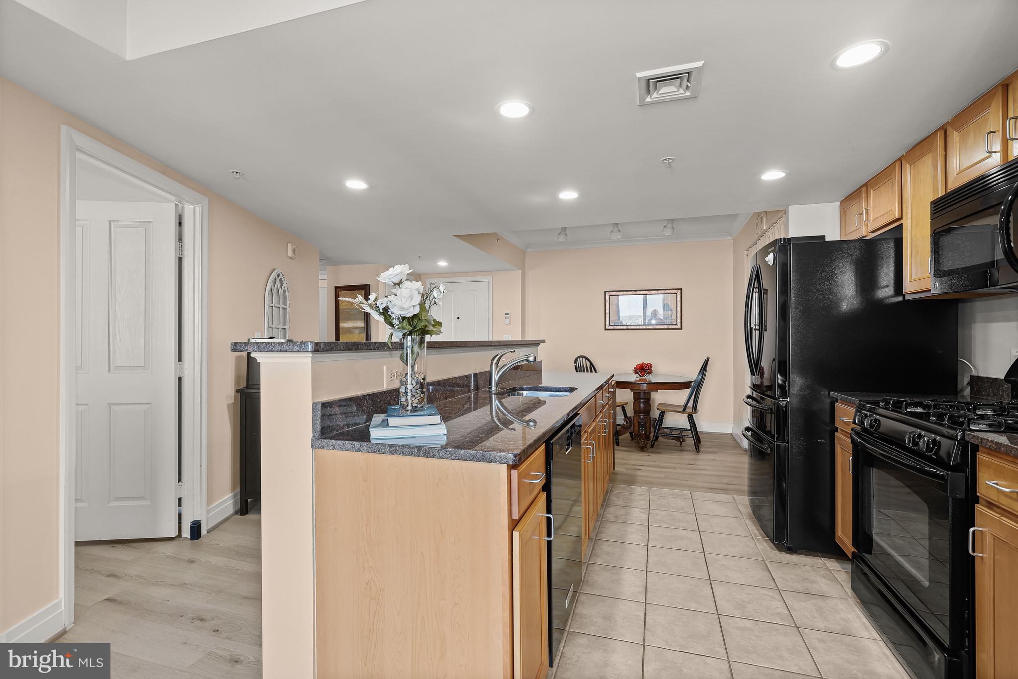 WATER STREET CONDOMINIUMS - Residential
