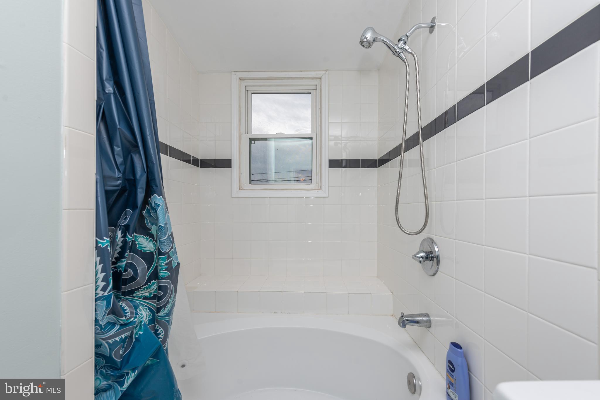 OLIVER - Residential