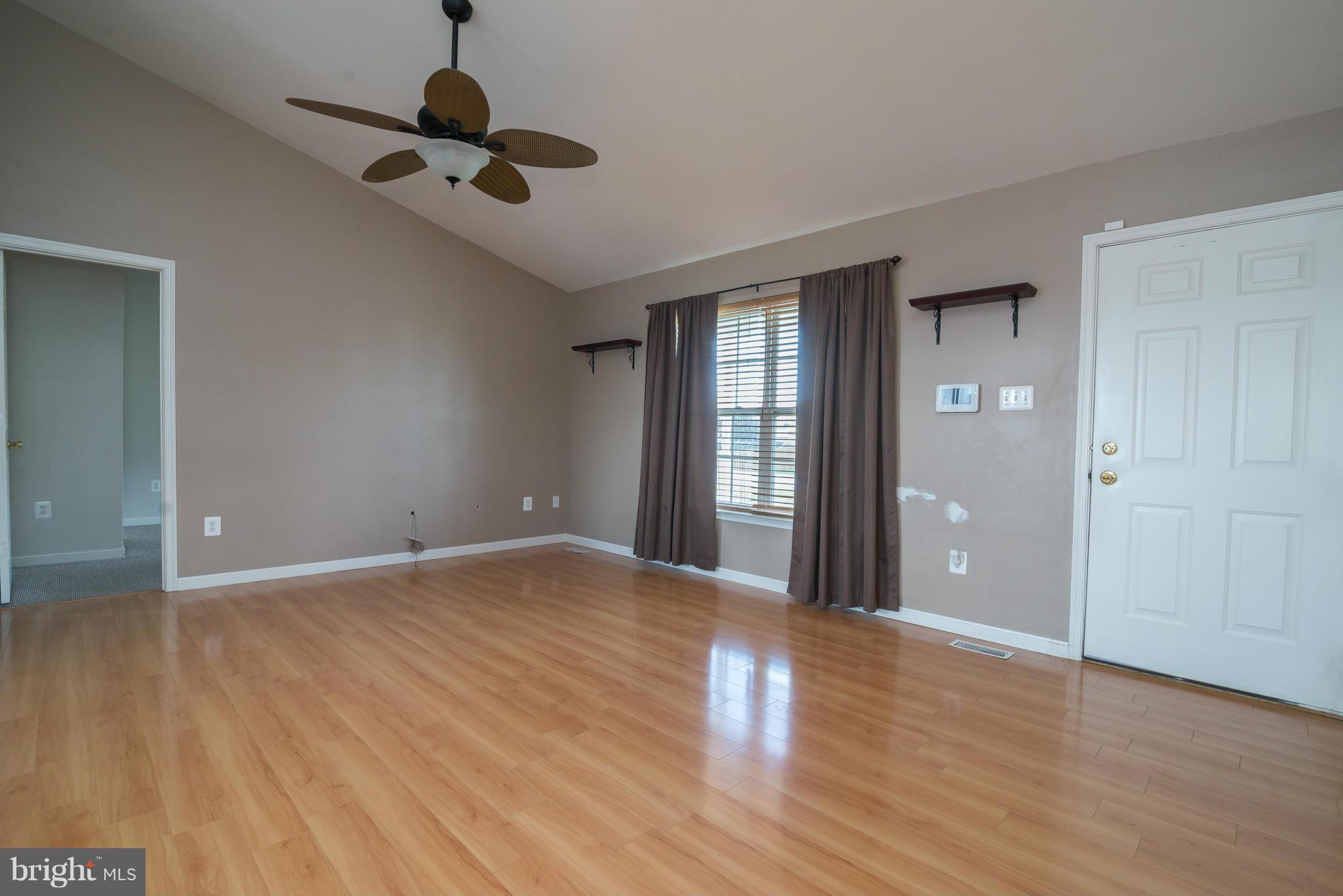 SUMMER HILL - Residential