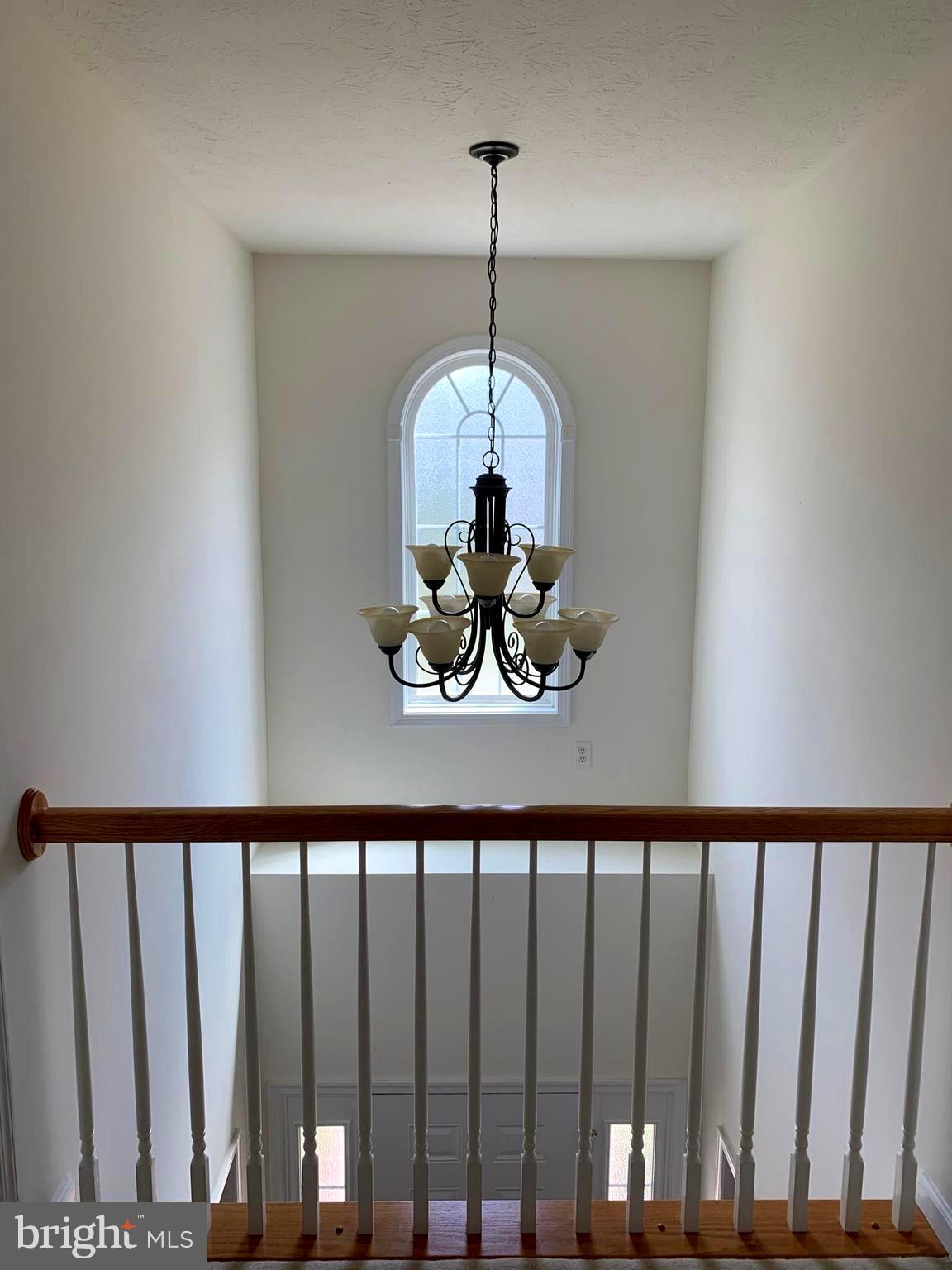 MIDDLE CREEK MANOR - Residential