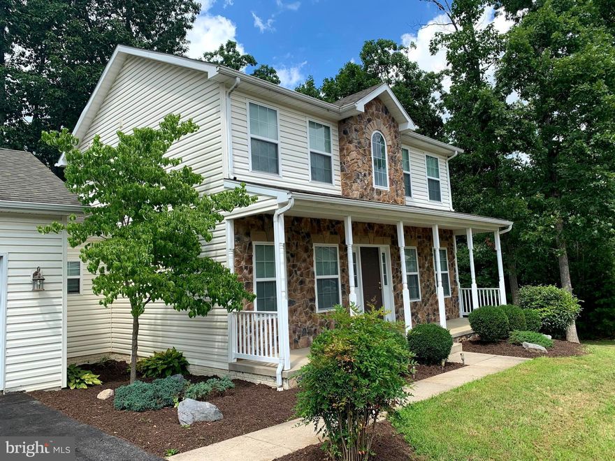 NEWLY LISTED, VERY NICE COLONIAL ON A FULL WALKOUT BASEMENT. Very well maintained three bedroom two and a half bath home located on a quiet residential street in Middle Creek Manor. Features include; Covered front porch / Two car garage with automatic door opener / Hardwood flooring in foyer as well as the formal dining room / Formal living room / Family room with gas log fireplace  off the kitchen / Two story entry foyer / Separate tub & shower and double sink vanity in the master bath / Laundry room on first floor / Large walkout basement with plenty of space for future rooms / One year home warranty.  MAKE YOUR APPOINTMENT NOW TO SEE THE BEAUTIFUL HOME, WON'T LAST LONG.