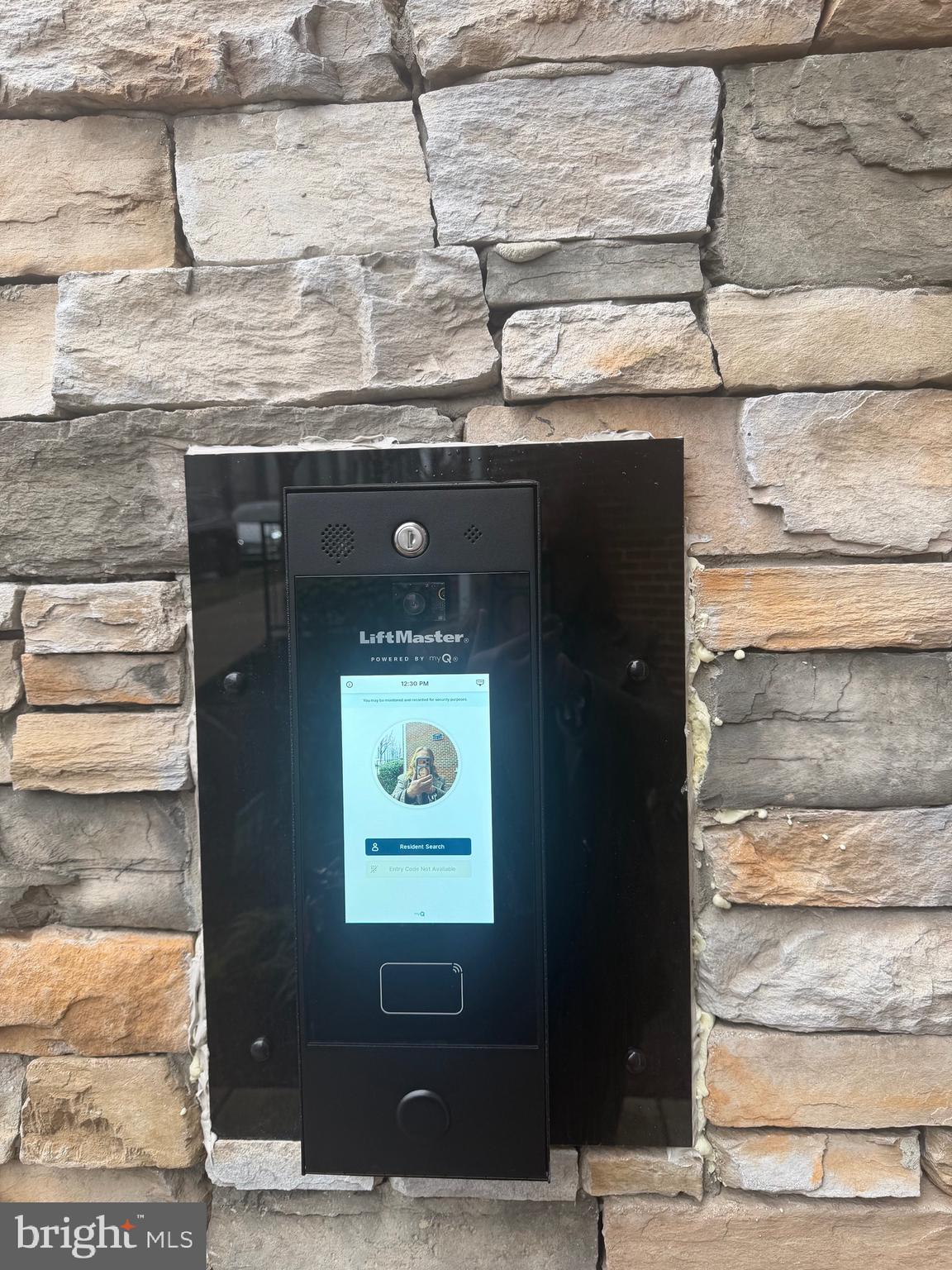 THE GROVE AT ARLINGTON - Residential