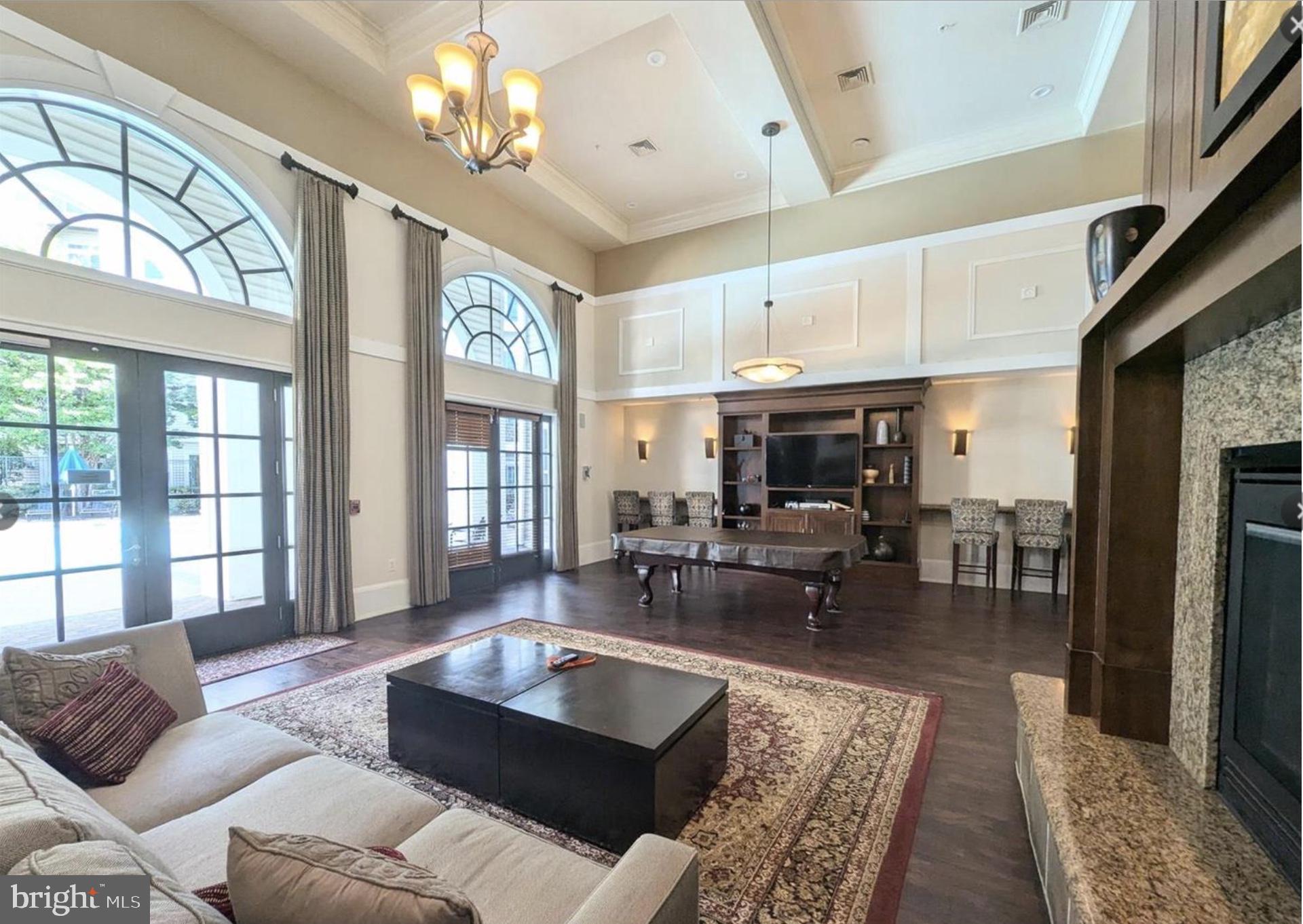 THE GROVE AT ARLINGTON - Residential