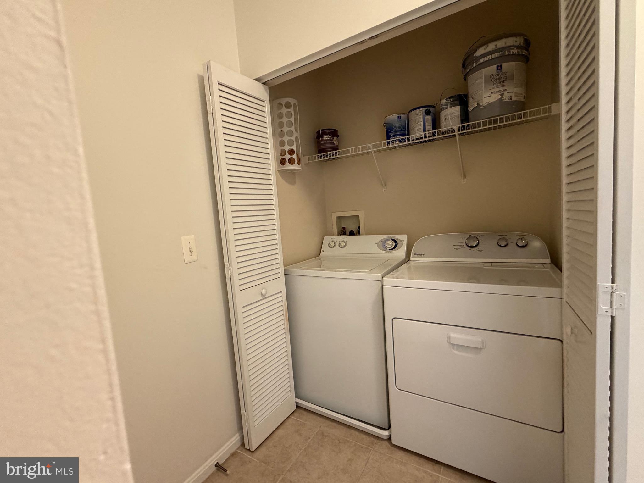 THE GROVE AT ARLINGTON - Residential