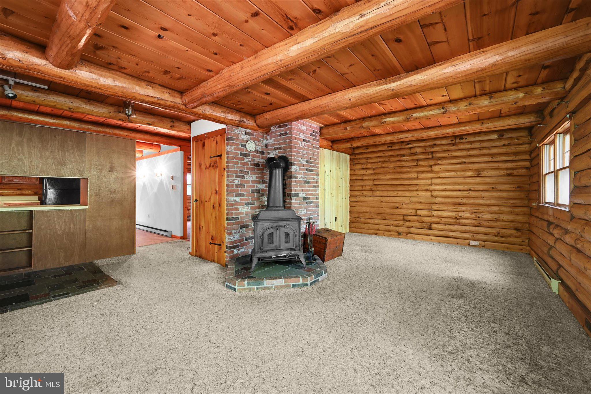 110 OAKBROOK COURT