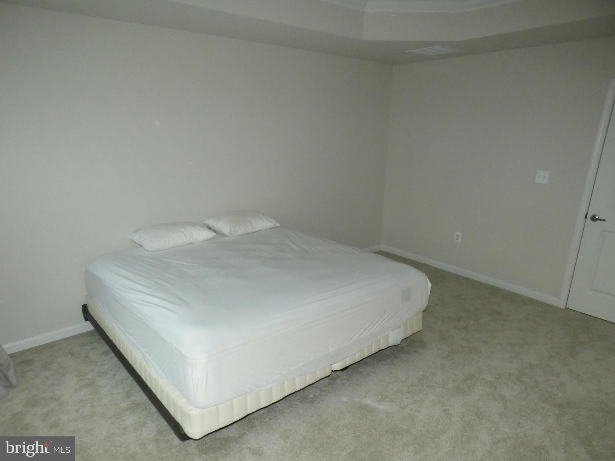 FREDERICKSBURG CITY - Residential Lease